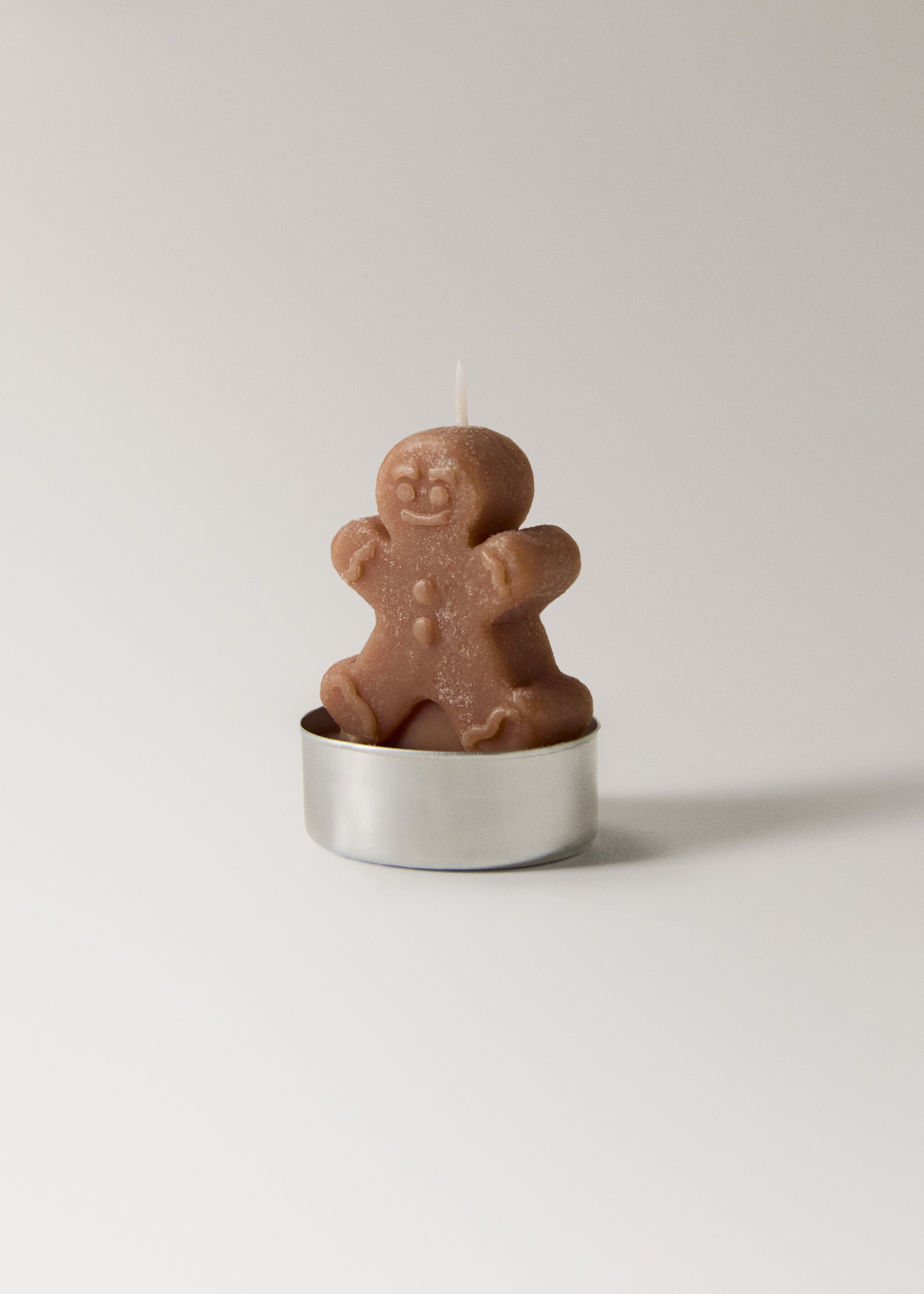 Pack of 6 decorative candles - Details of the article 1, Caramel. Ref: 17008288-00.