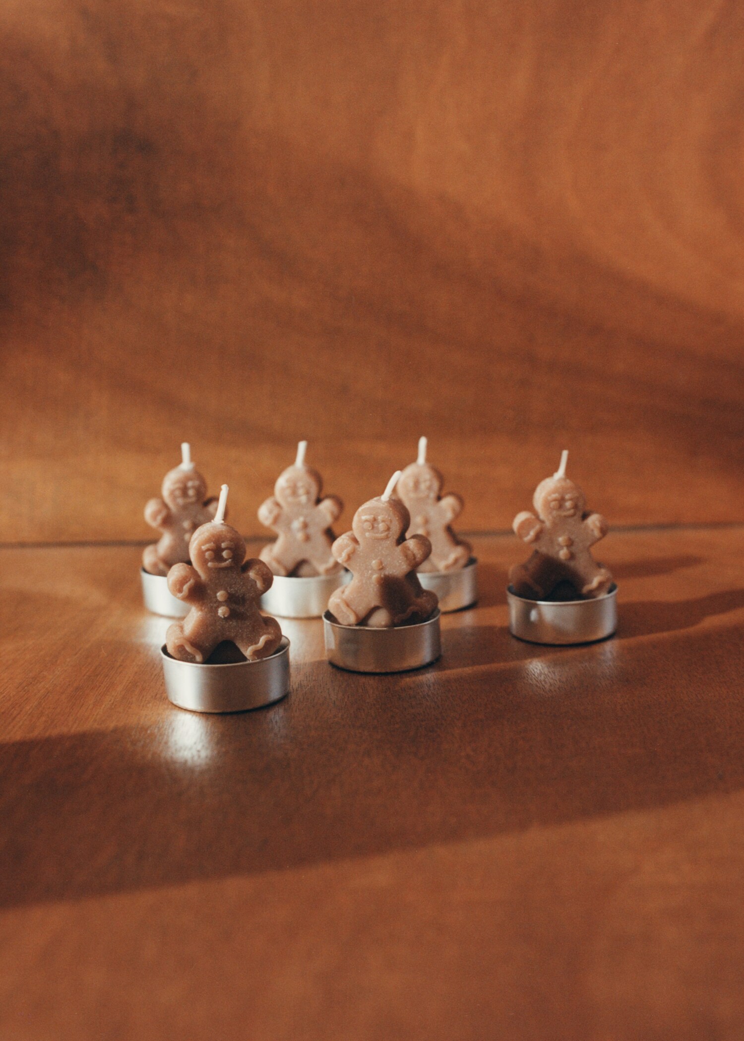 Set of 6 decorative candles with biscuit design - Details of the article 6