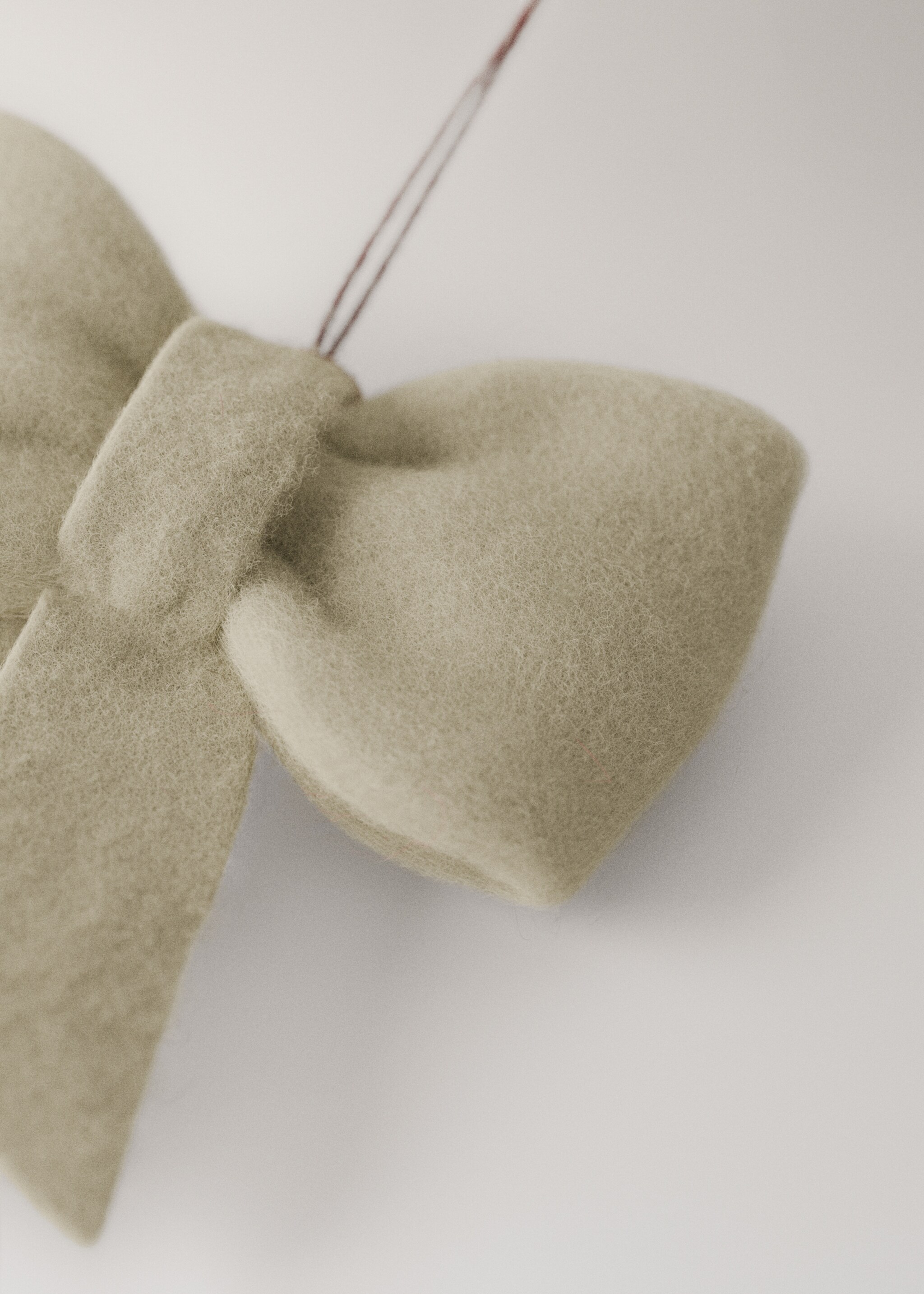 Felt bow decorations - Details of the article 2, White. Ref: 17008296-00.