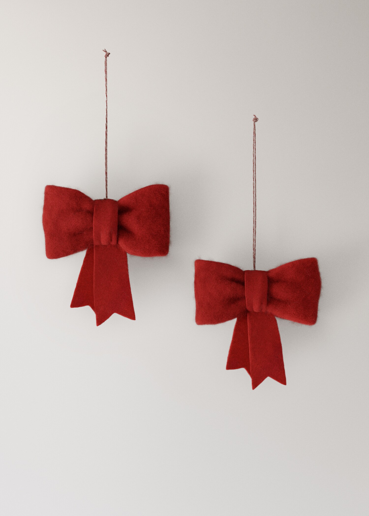Felt bow decorations - Article without model