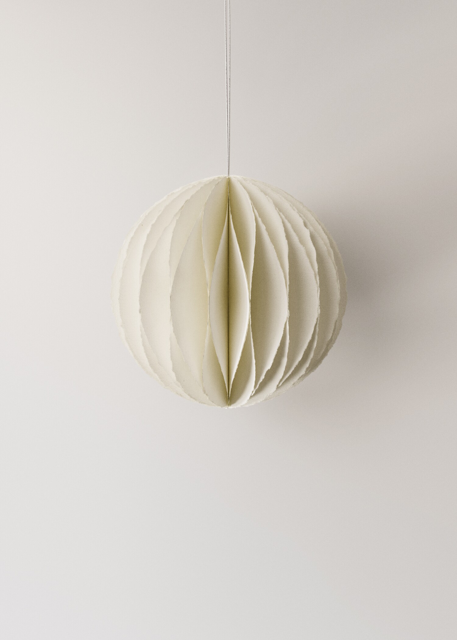 Spherical paper tree decoration - Article without model