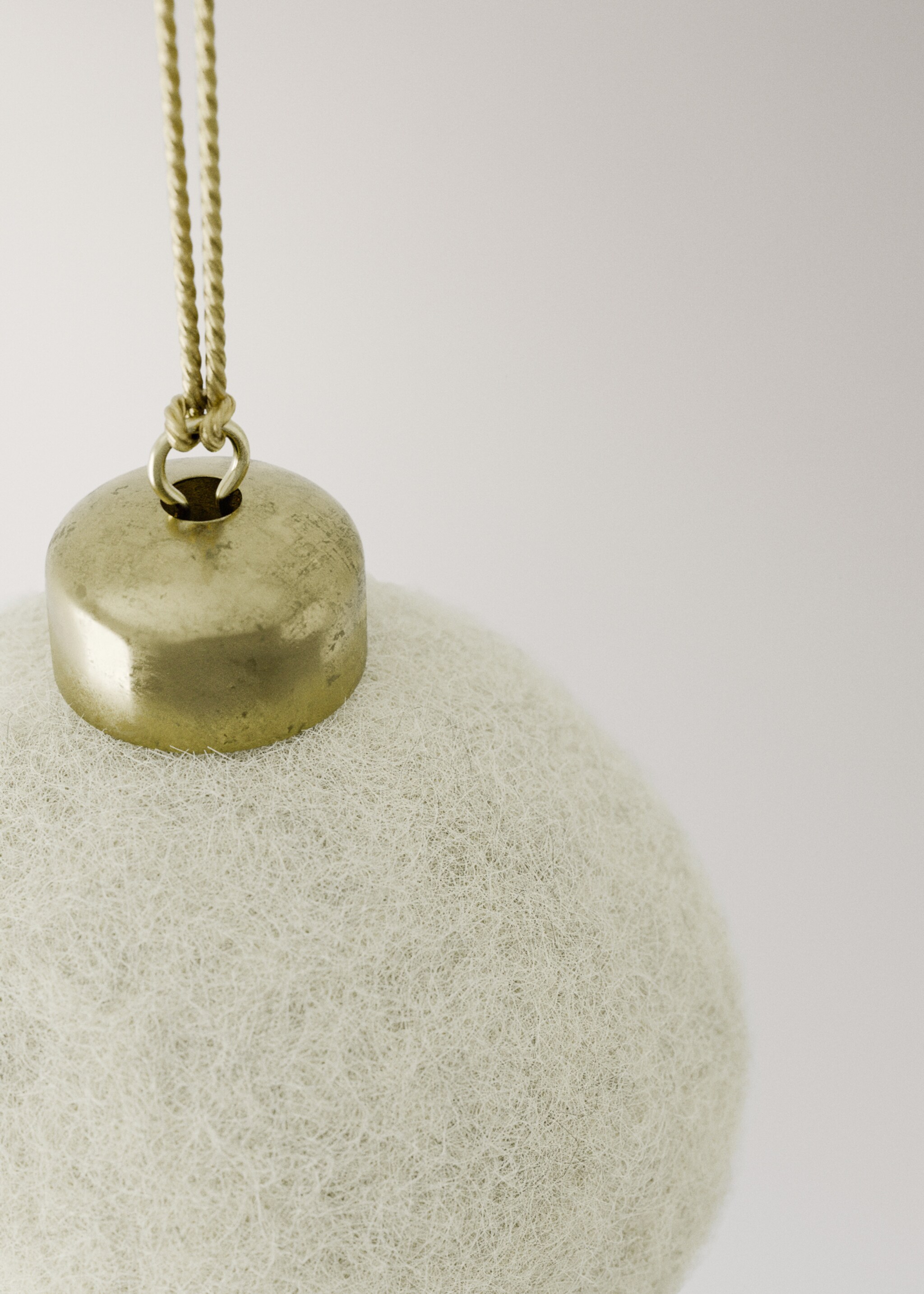 felt ball tree ornaments - Details of the article 2, White. Ref: 17008298-00.