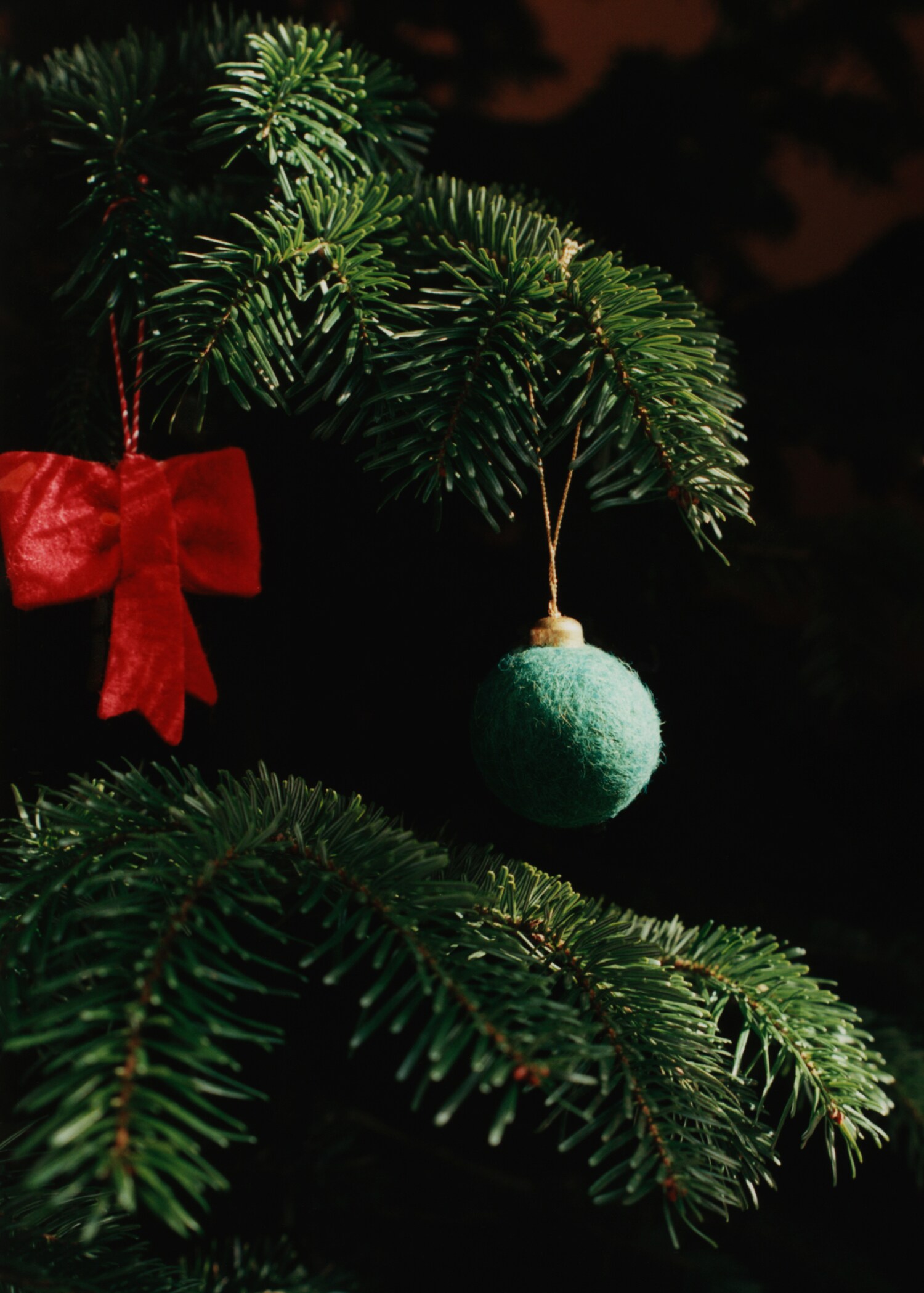 Felt bauble tree decorations - Details of the article 6