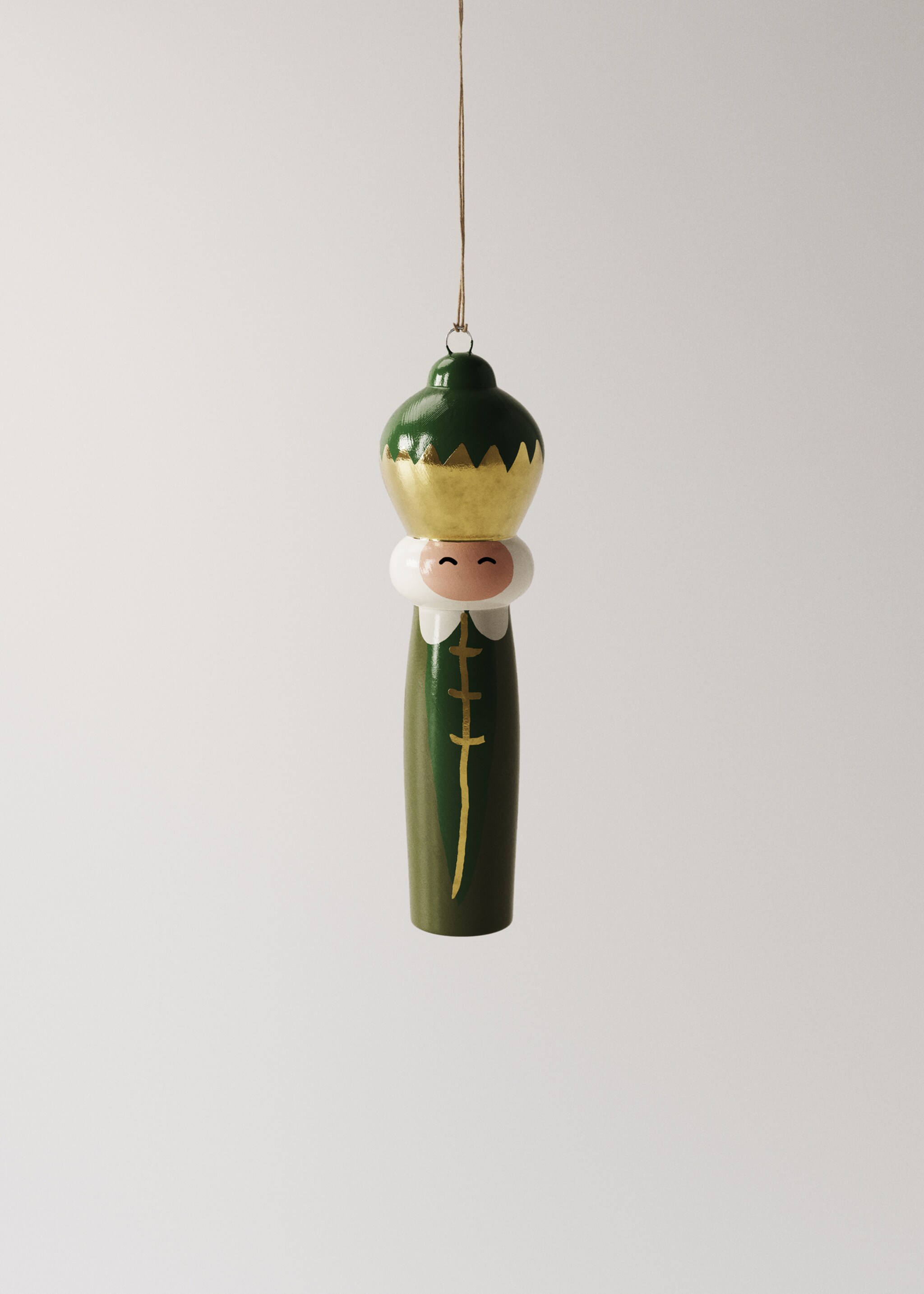 King Melchior papier-mâché decoration - Article without model, Green. Ref: 17008299-00.