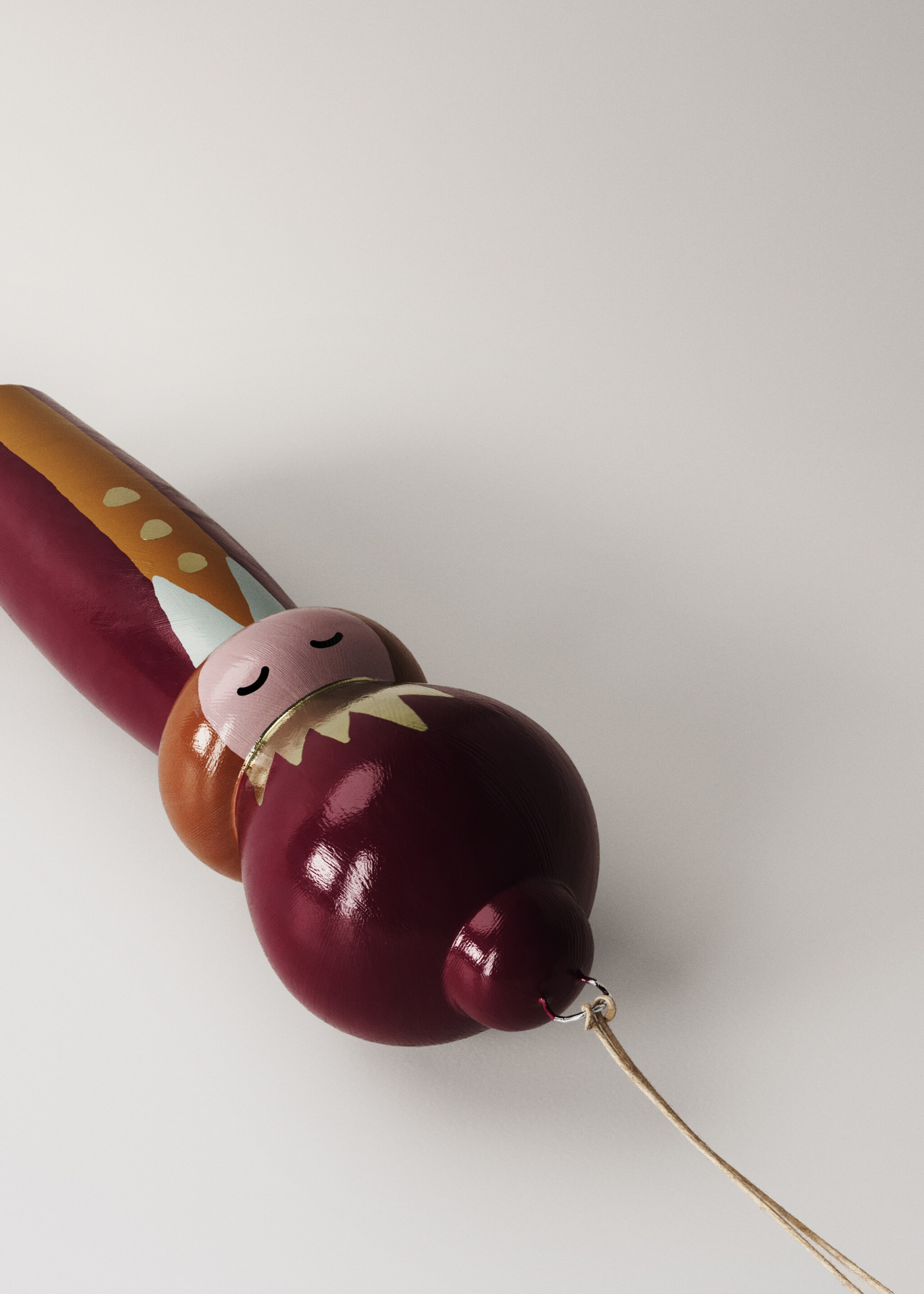 King Gaspar papier-mâché ornament - Details of the article 1, Red. Ref: 17008300-00.