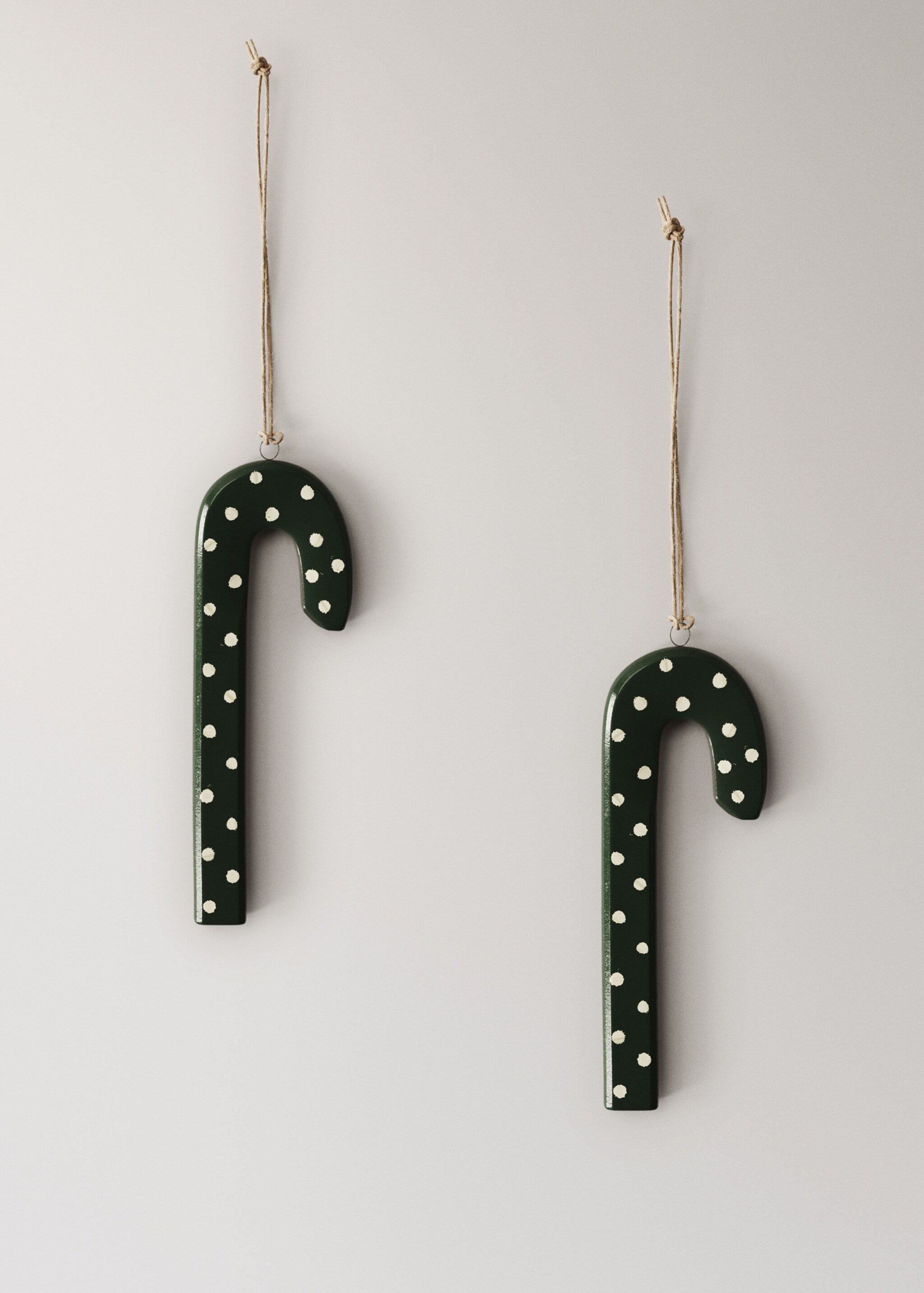 Caramel ornaments 100% wood - Article without model, Green. Ref: 17008302-00.