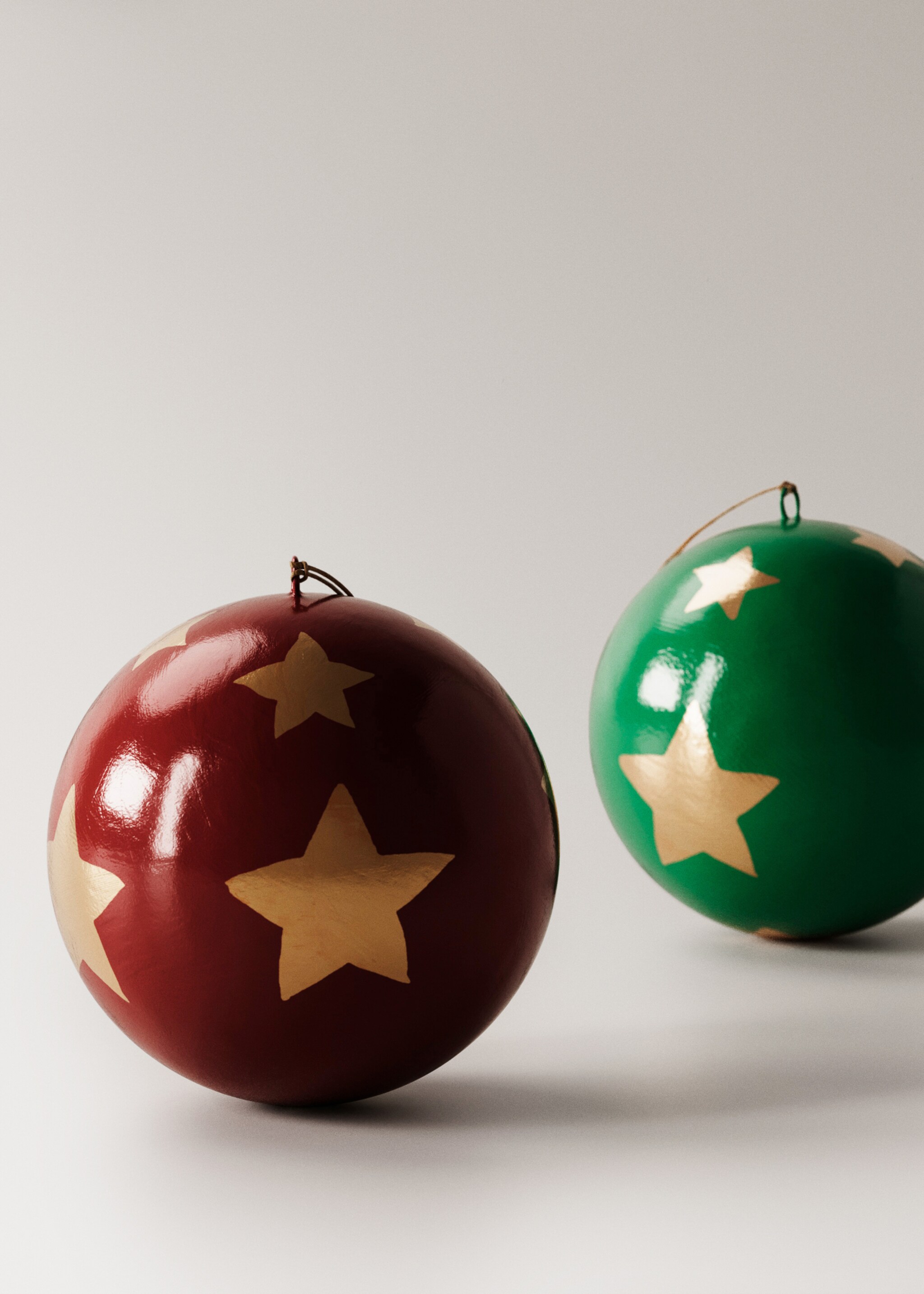 Papier-mâché ornaments - Details of the article 4, Red. Ref: 17008303-00.