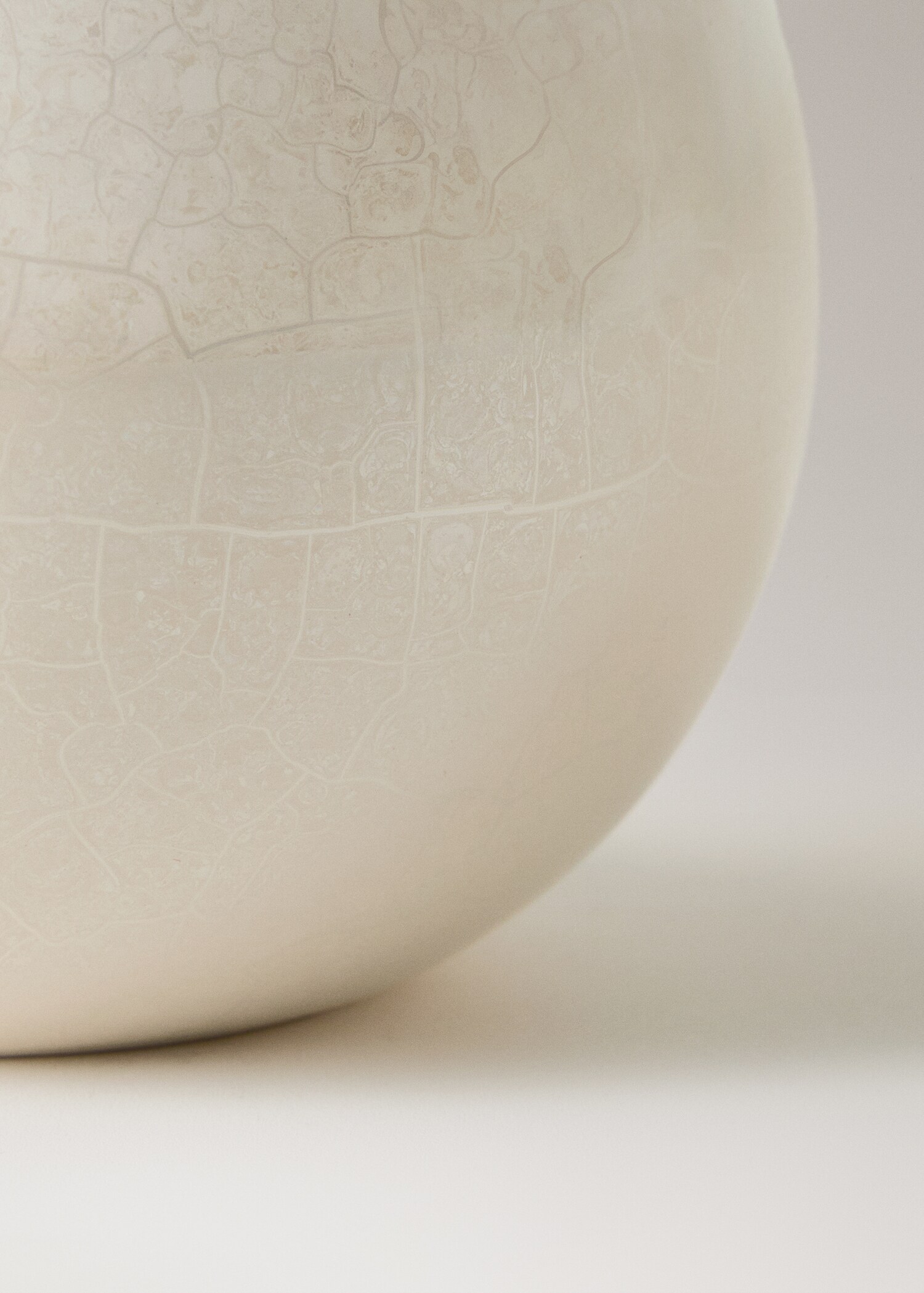 Large ceramic decorative marble - Details of the article 1