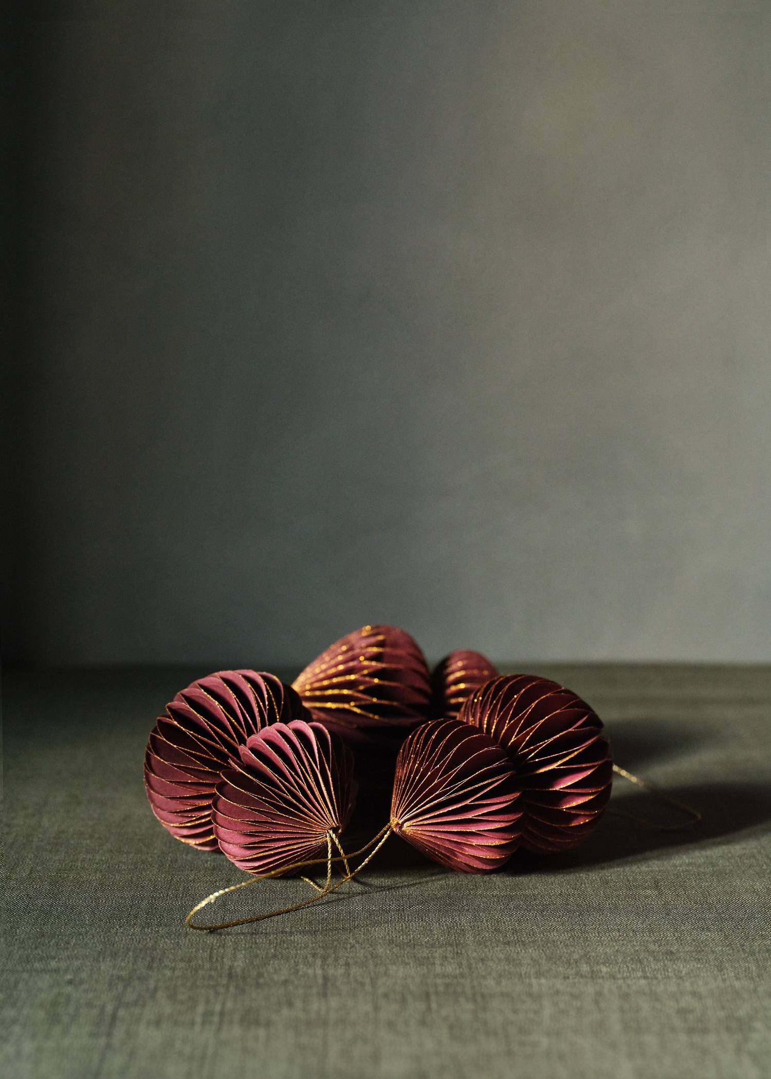 Paper tree decorations - Details of the article 6