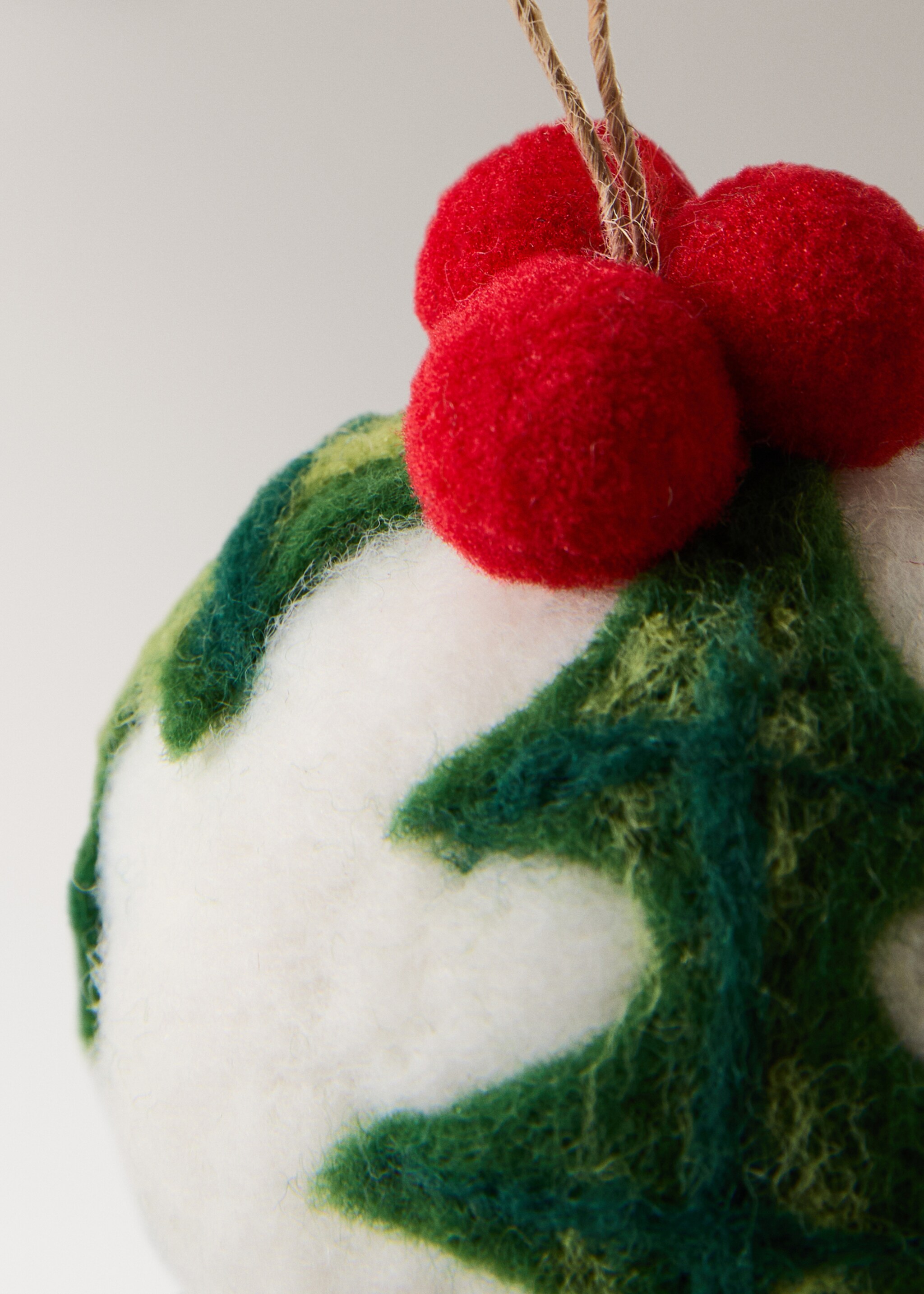 Felt tree ornaments - Details of the article 2, White. Ref: 17008325-00.