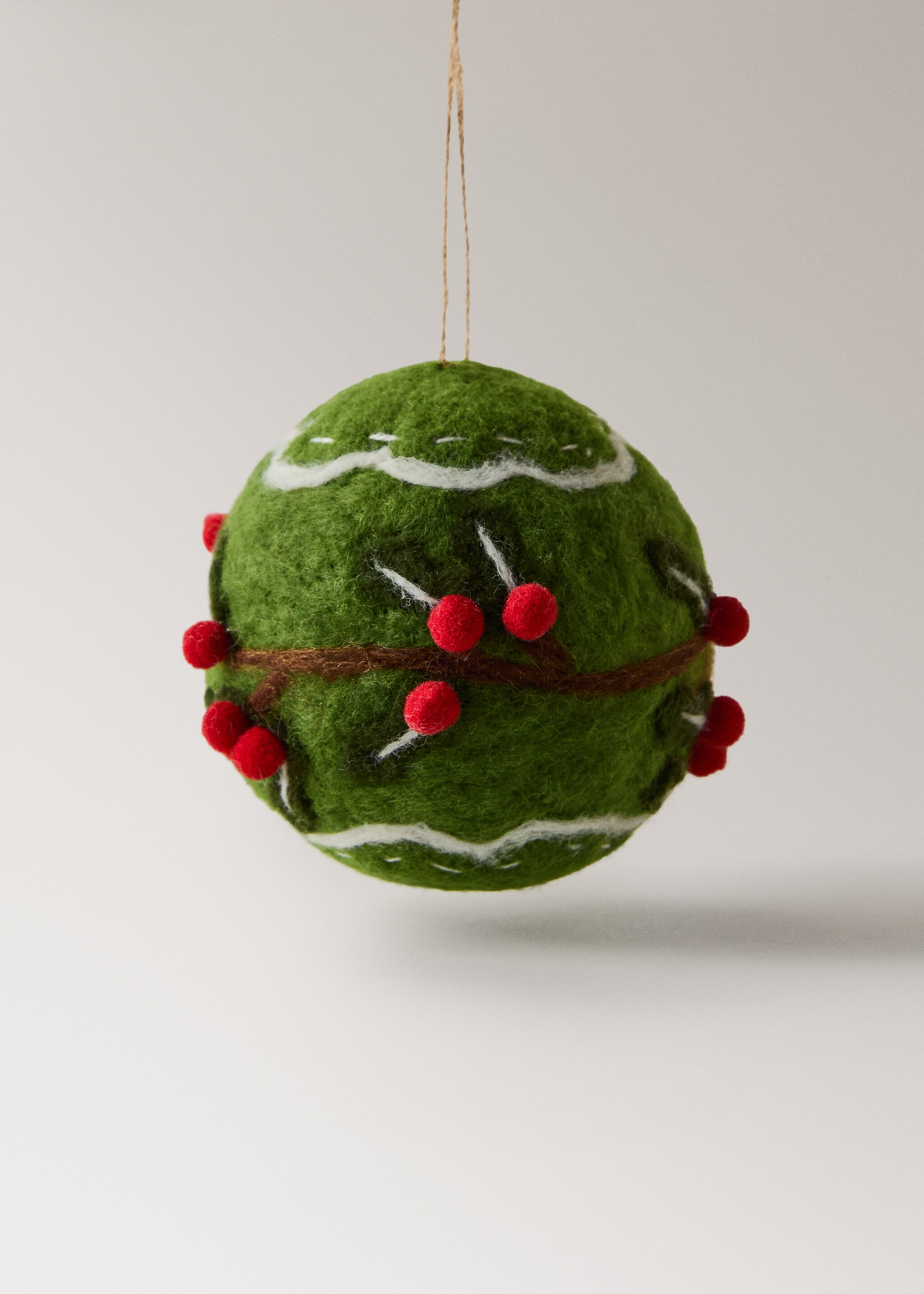 Felt tree ornaments - Details of the article 1, Green. Ref: 17008328-00.