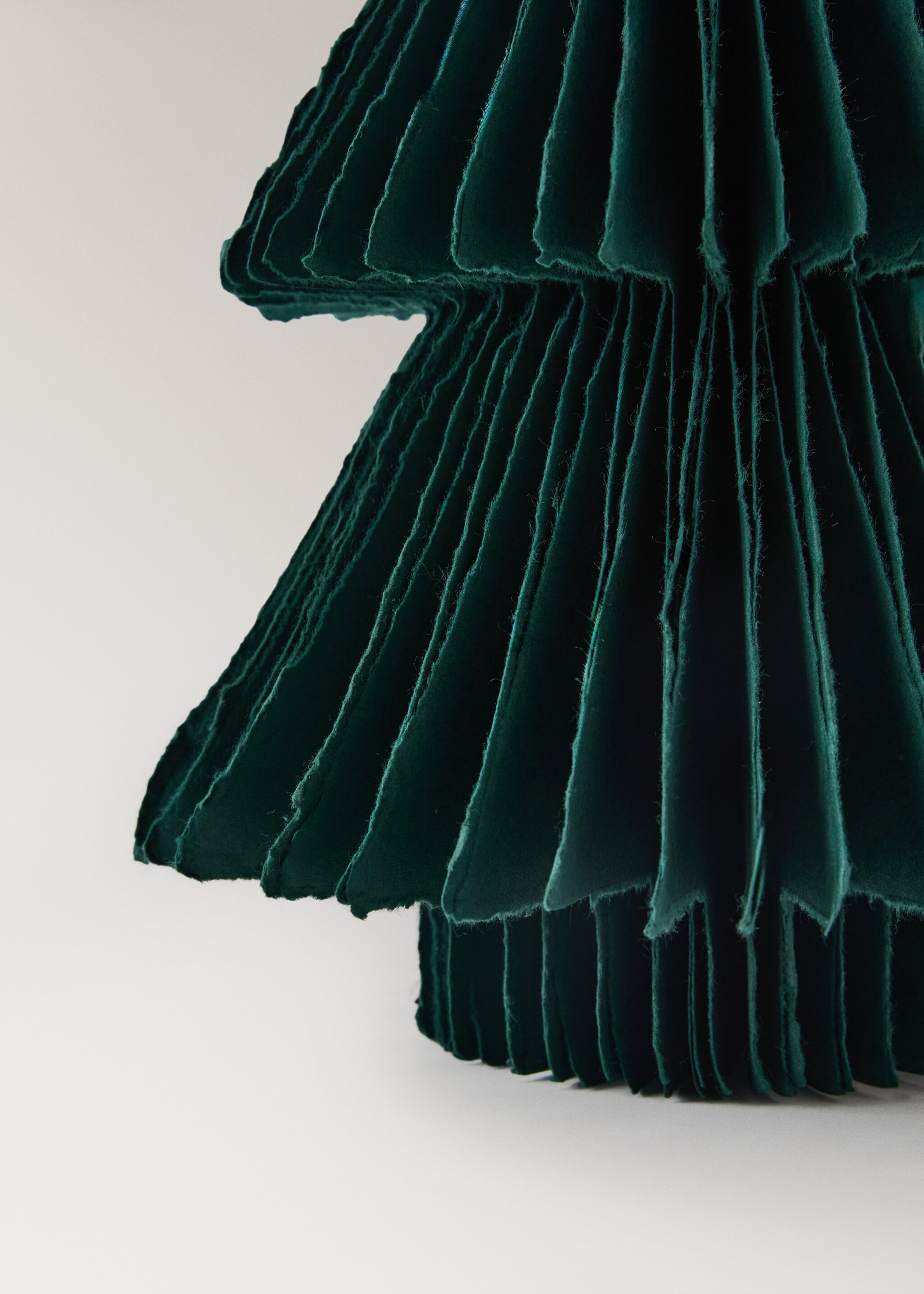 Christmas tree medium paper - Artikkeldetalj 2, Grønn. Ref: 17008333-00.