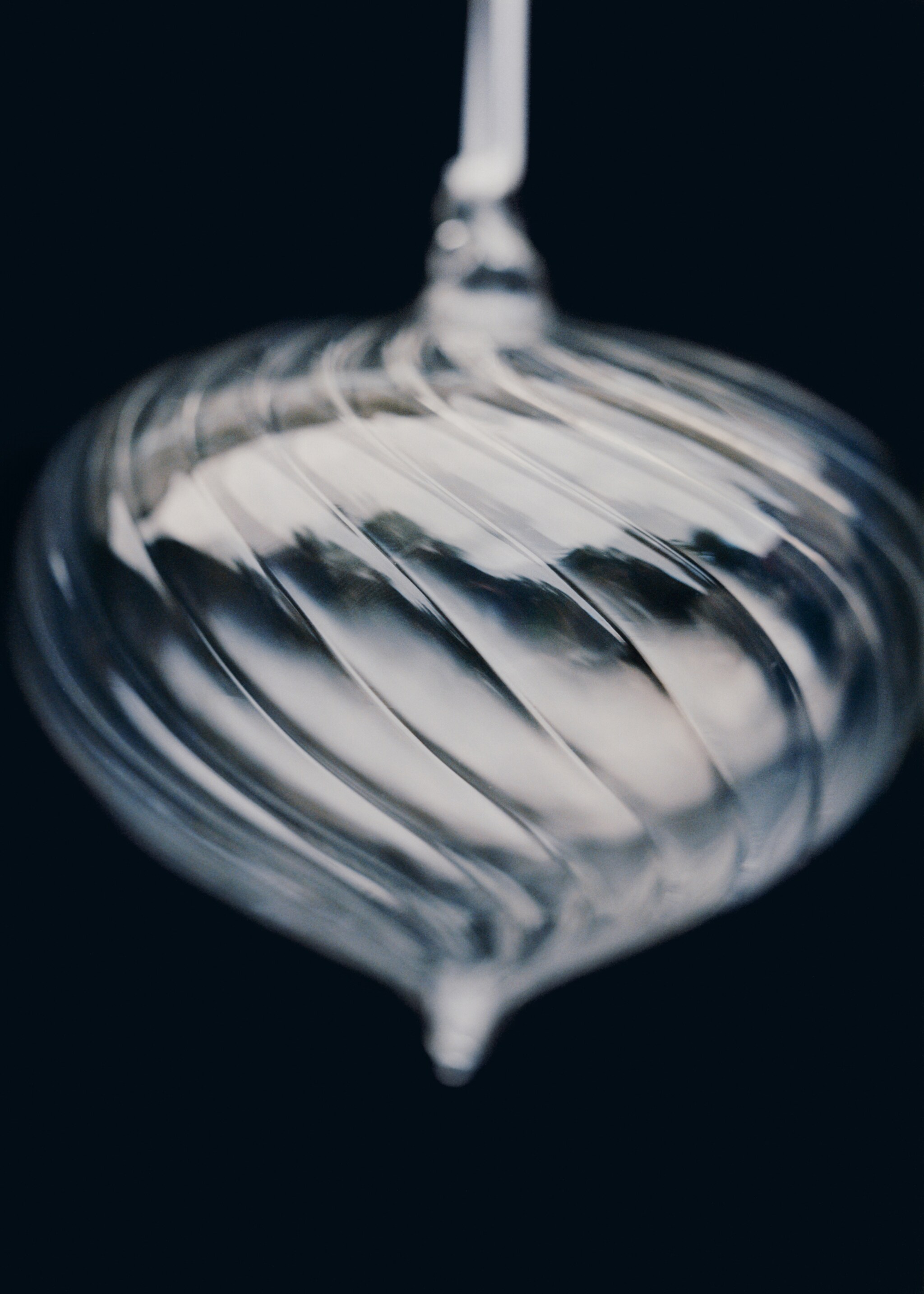 Relief ornaments 100% borosilicate glass - Details of the article 6, Black. Ref: 17008338-00.