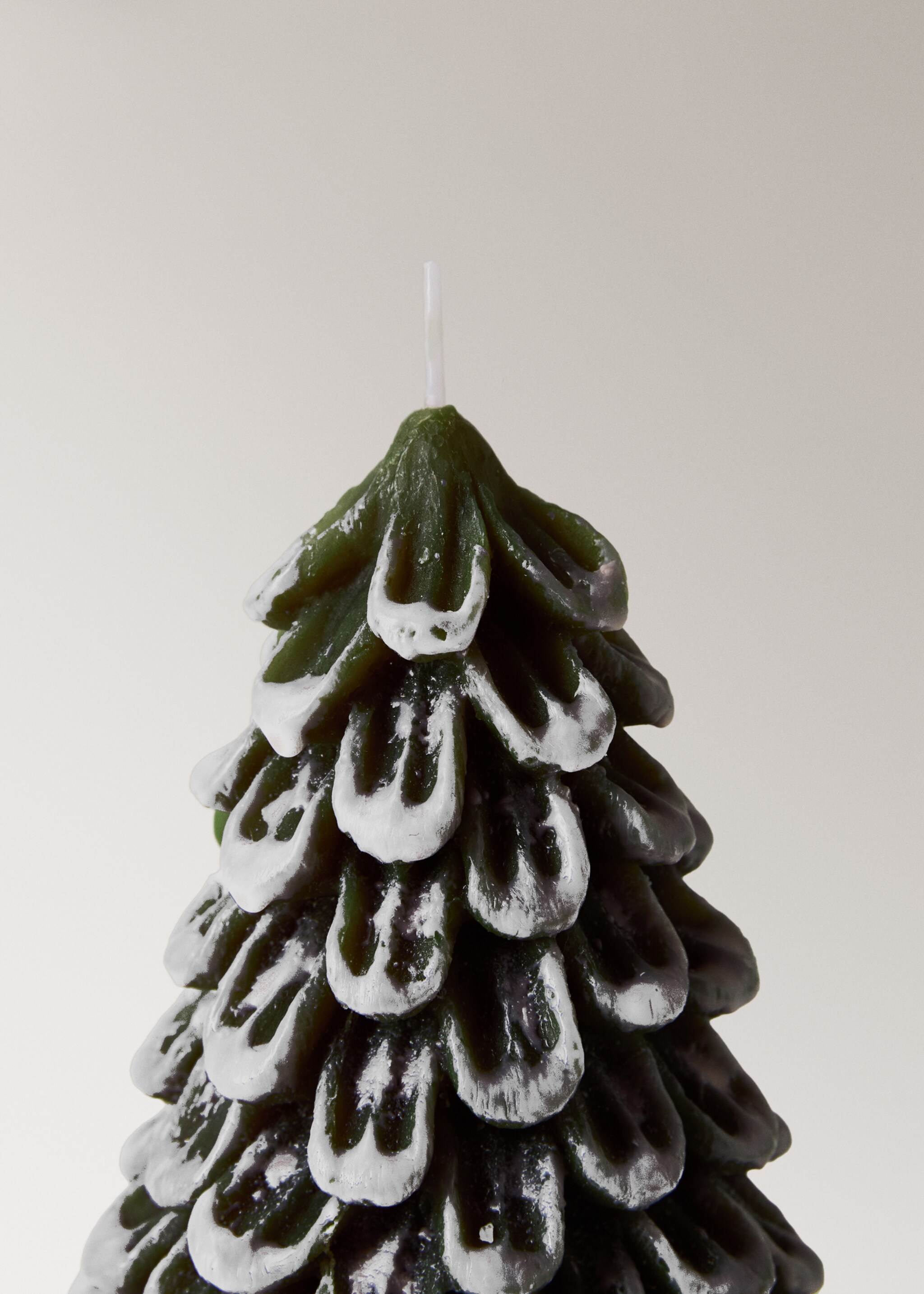 Bougie décorative sapin enneigé - Détail de l'article 1, Vert. Ref: 17008645-00.
