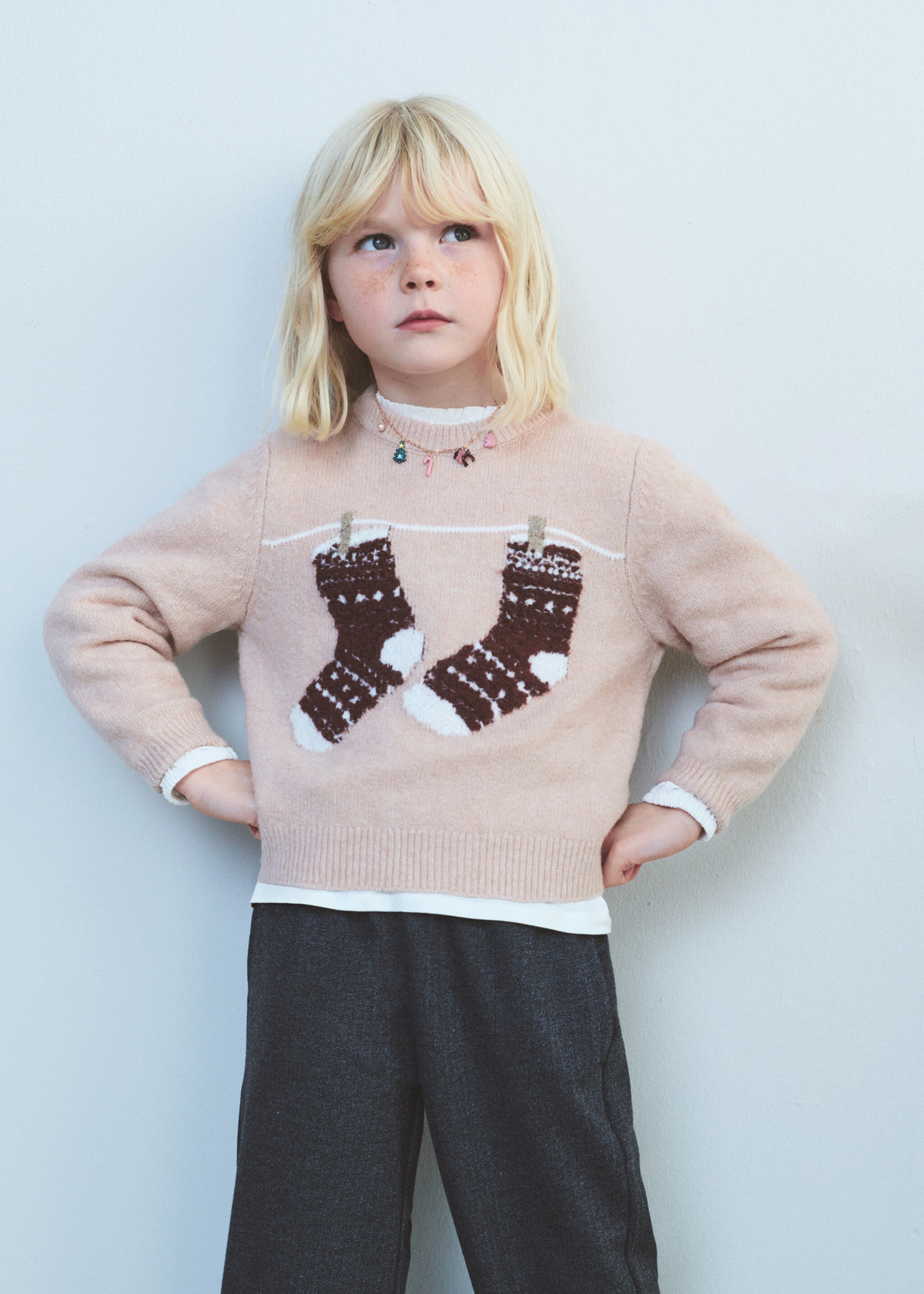 Knit embroidered sweater - Details of the article 6, Pink. Ref: 17009111-00.