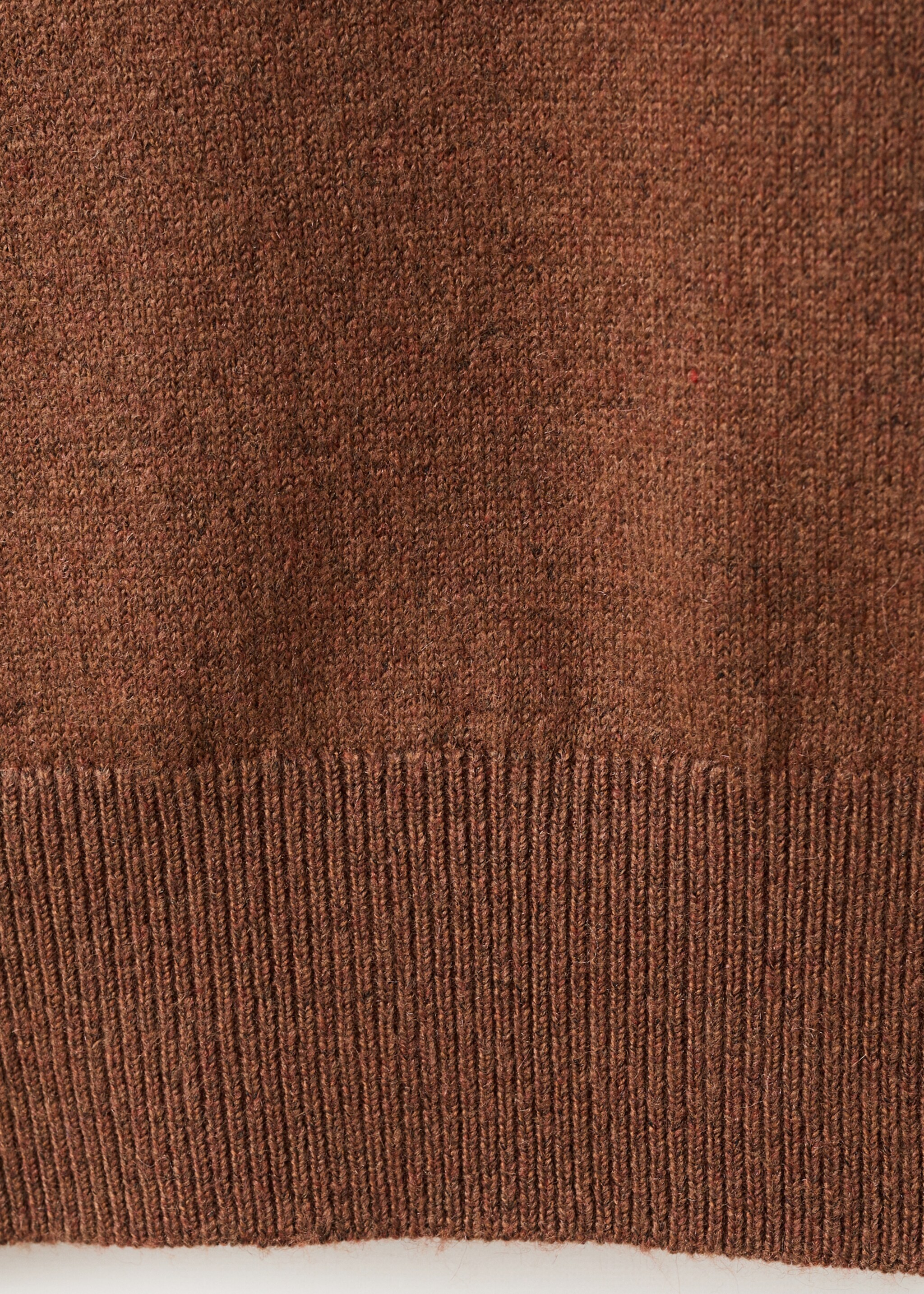 Fine-knit V-neck sweater - Details of the article 0, Tobacco Brown. Ref: 17009115-00.