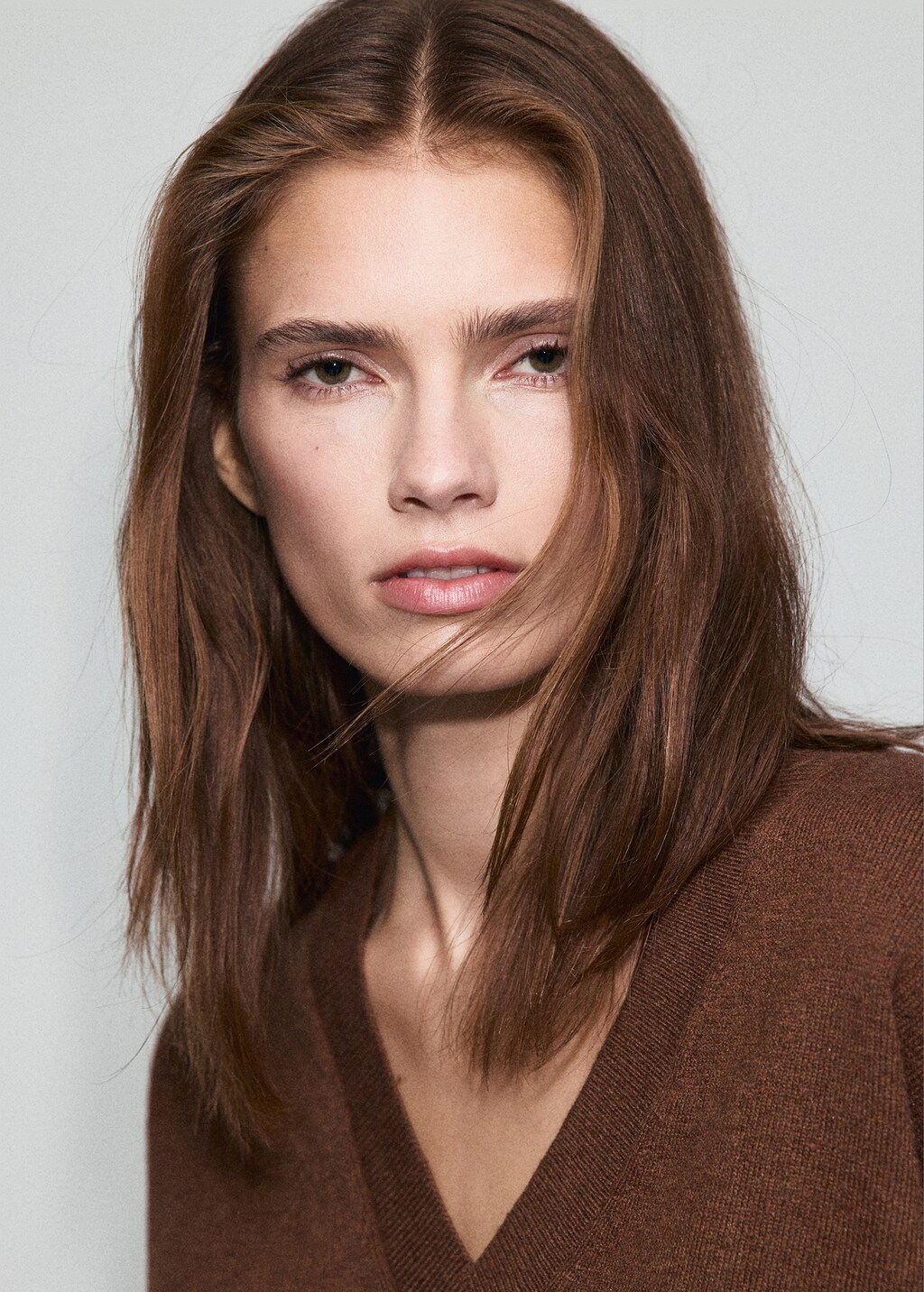 Mango Fine-knit V-neck sweater