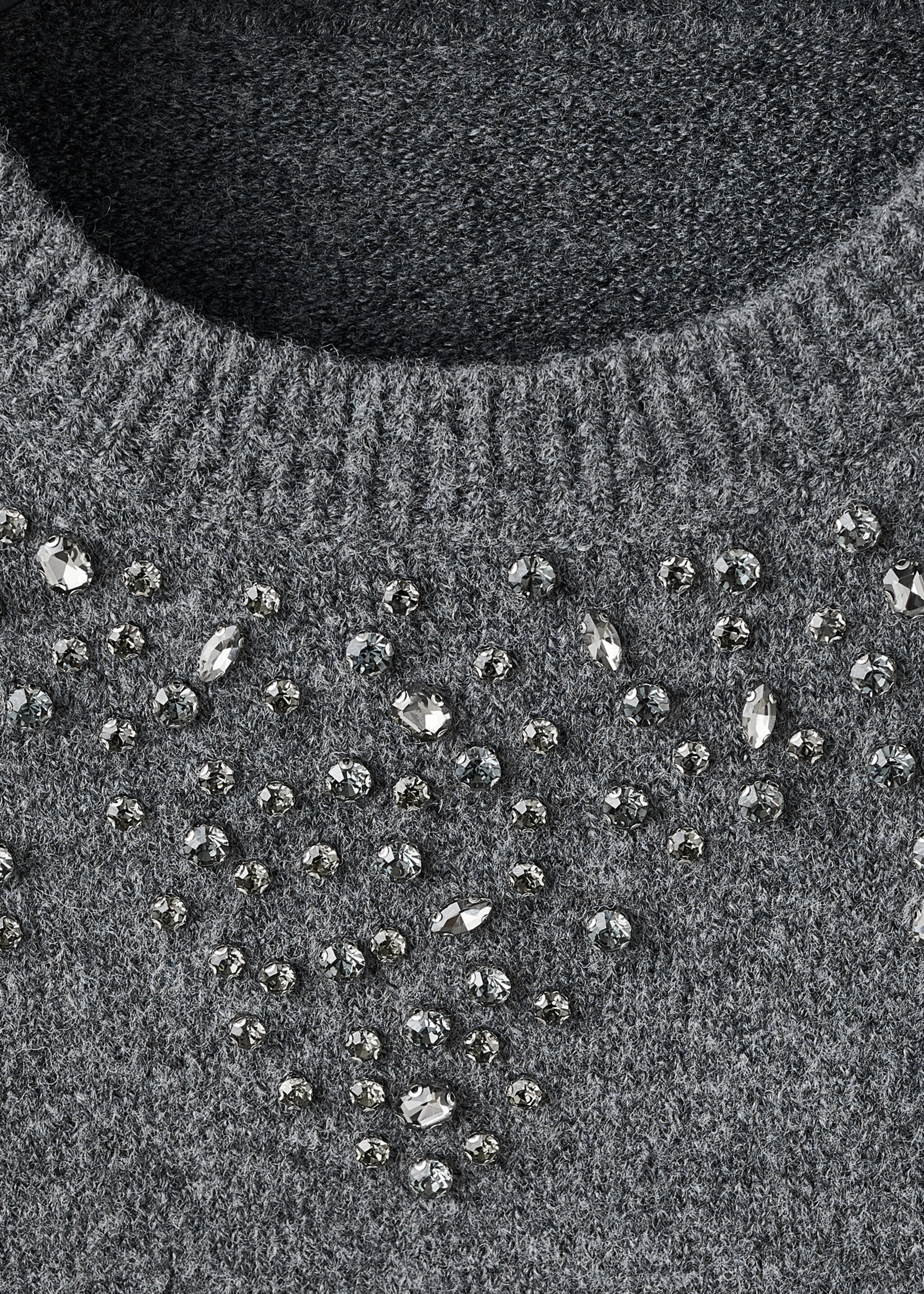 Knitted sweater with sequins - Details of the article 8, Dark Heather Grey. Ref: 17009119-00.