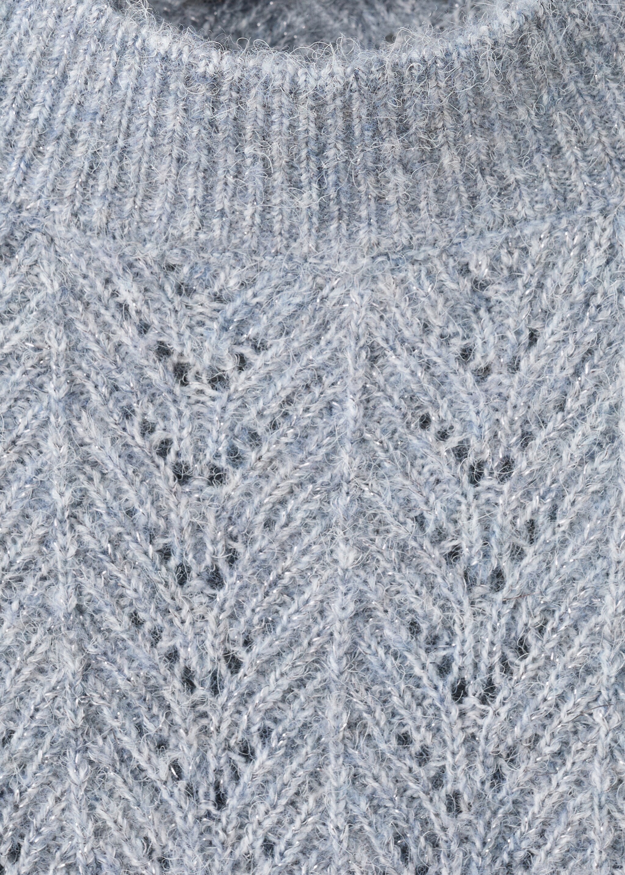 Cable-knit lurex sweater - Details of the article 8, Night Blue. Ref: 17009120-00.