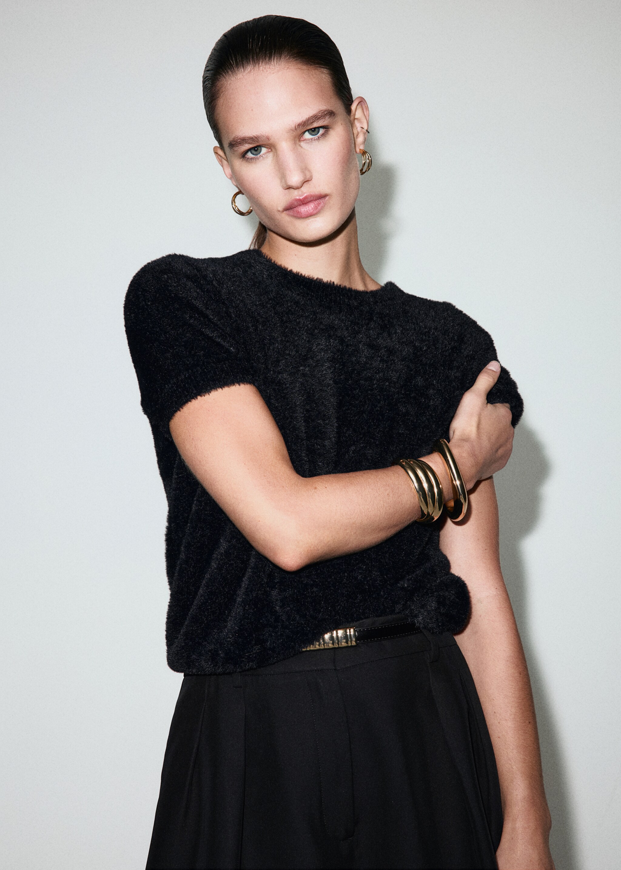 Fur-effect sweater - Medium plane, Black. Ref: 17009124-00.