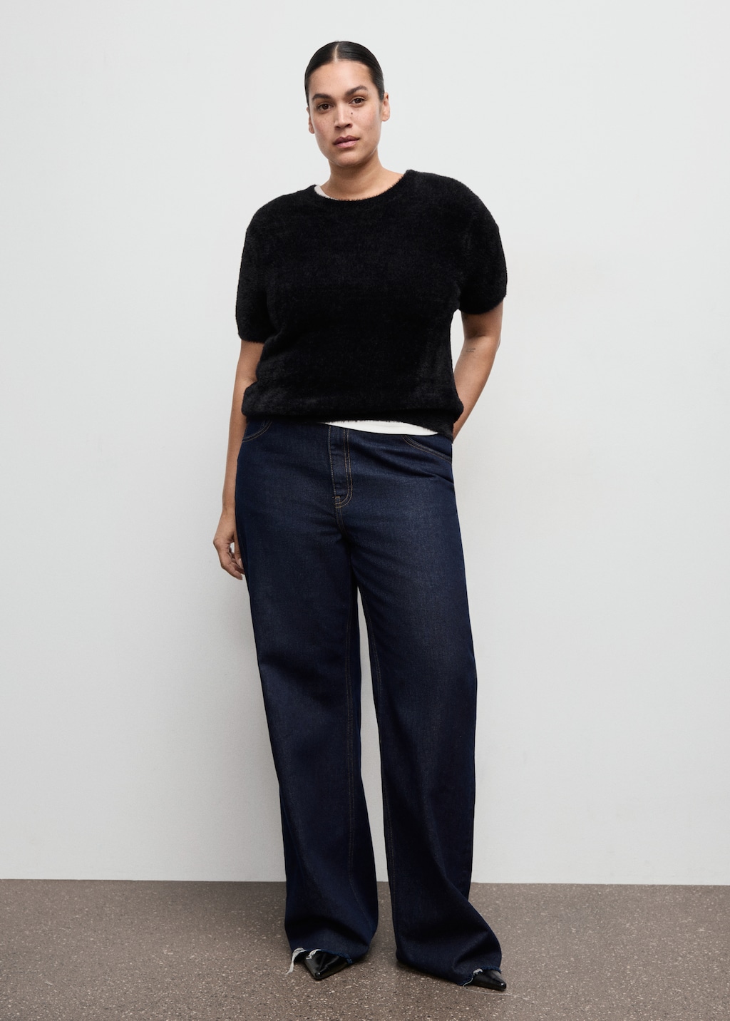 Mango Faux-fur sweater thumbnail