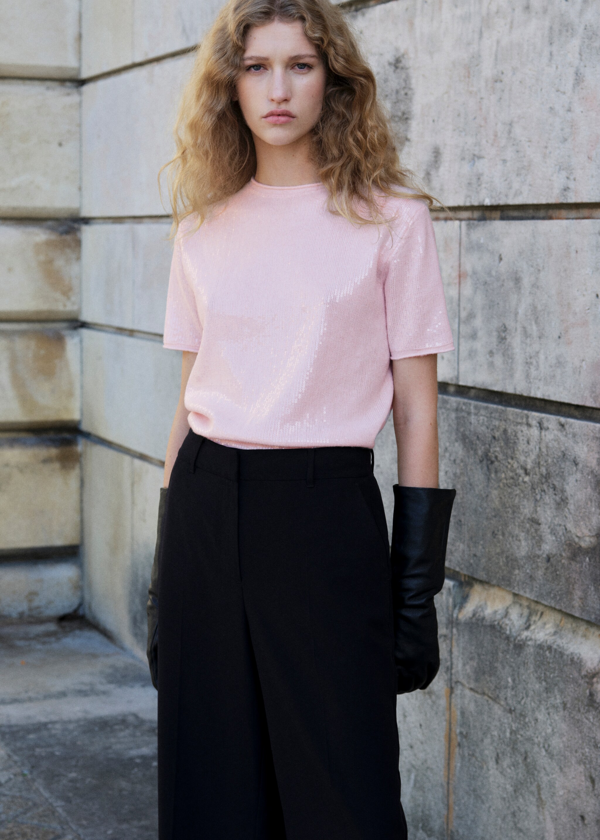 Short-sleeved sequin sweater - Medium plane, Pastel Pink. Ref: 17009127-00.