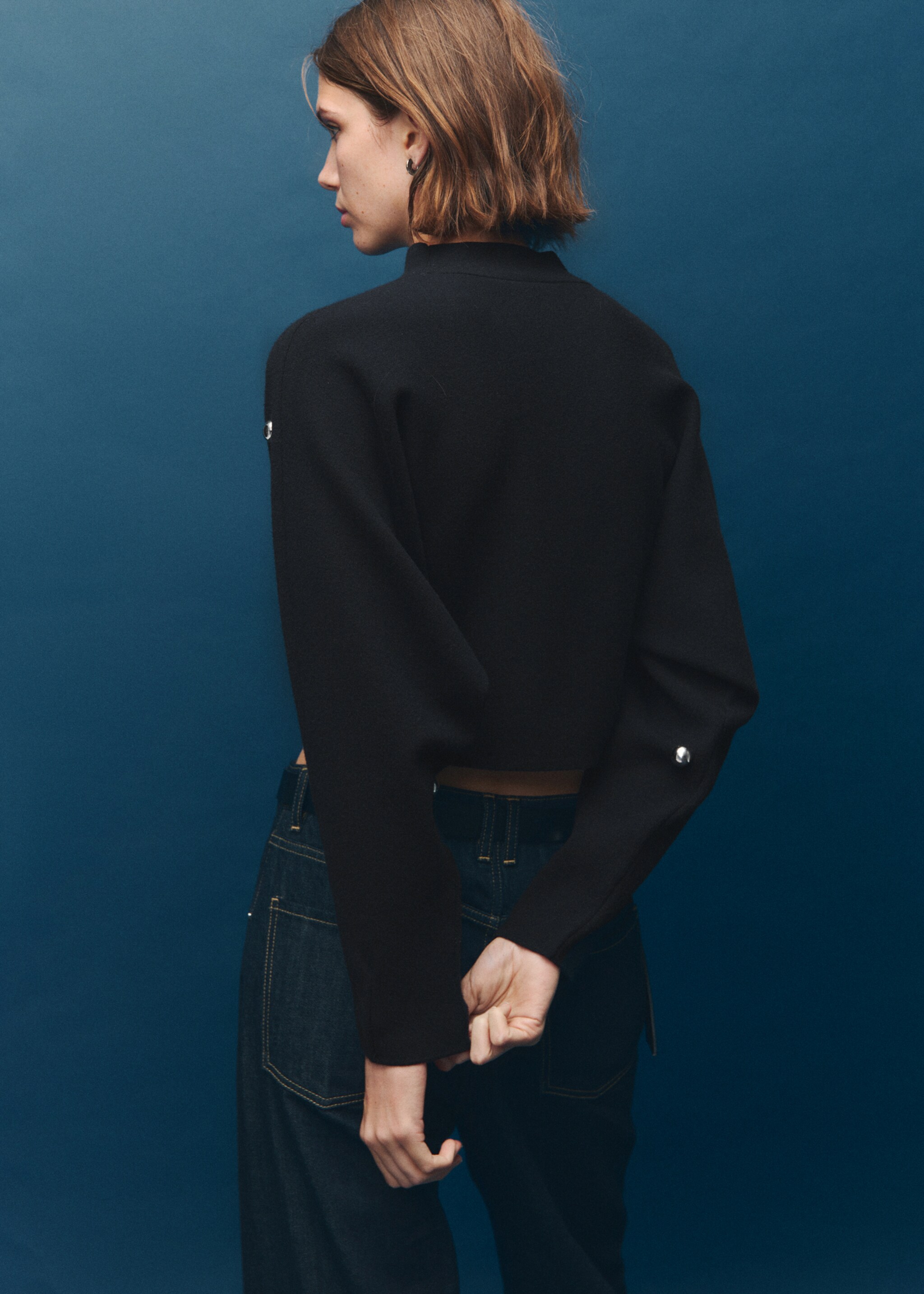 Perkins-neck sweater with spheres - Reverse of the article, Black. Ref: 17009136-00.