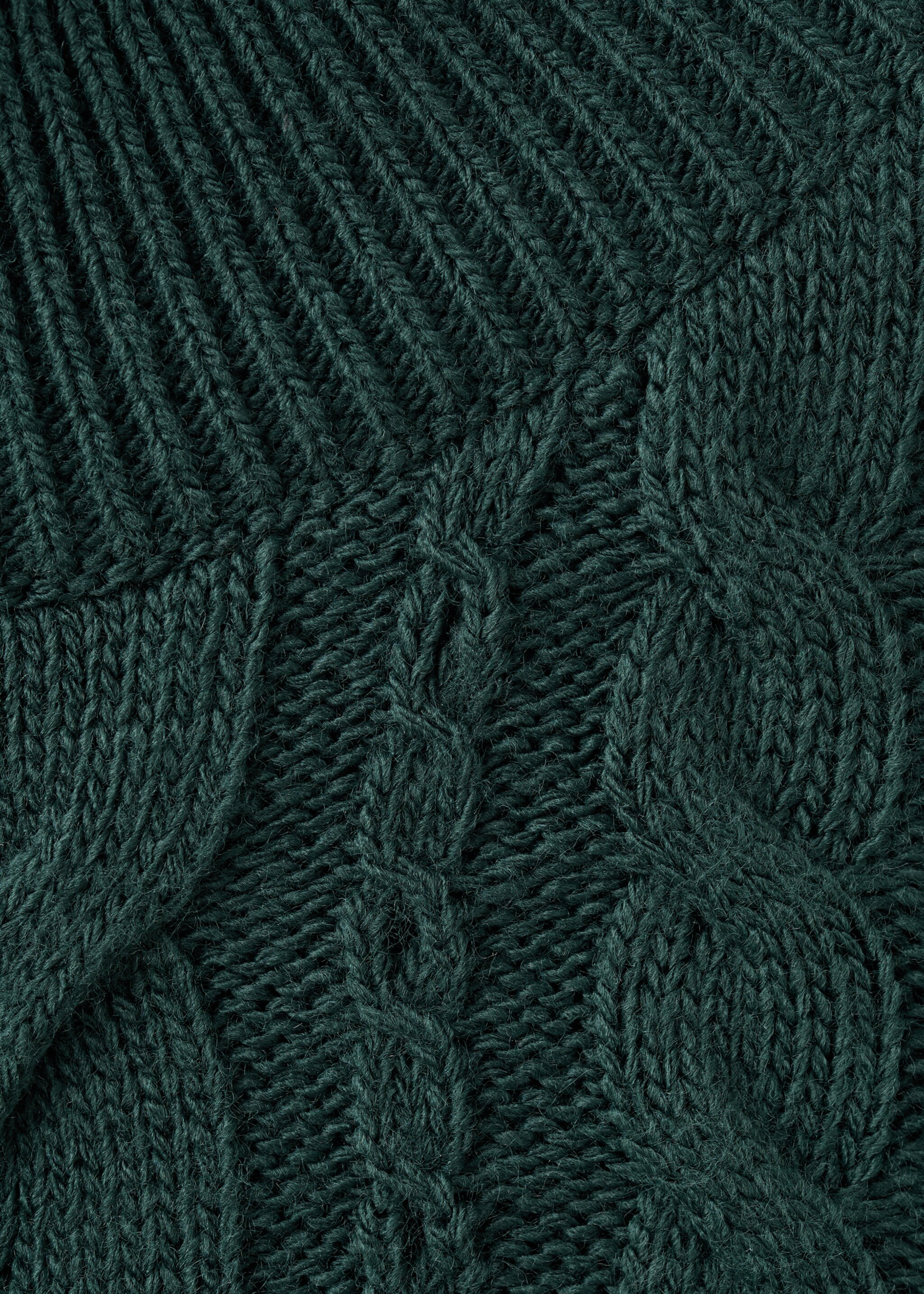 Zopfmusterpullover mit halbhohem Kragen - Detail des Artikels 8, Pastellgrün. Ref: 17009137-00.