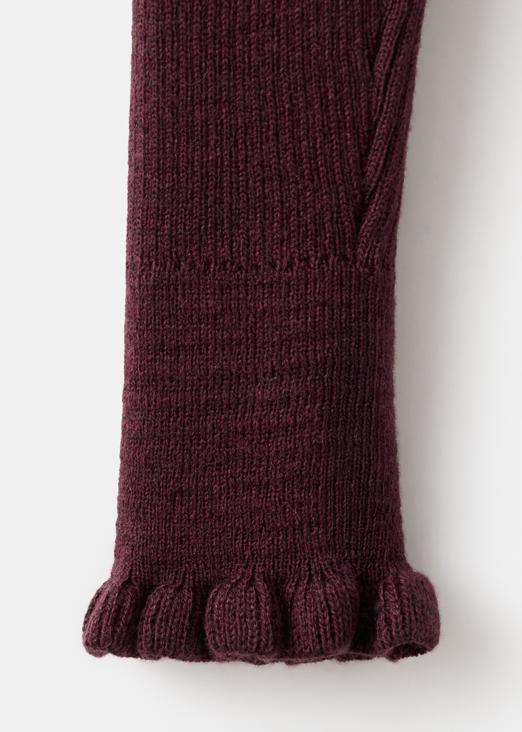 Ribbed jersey with scalloped ends - Details of the article 0, Wine. Ref: 17009141-00.