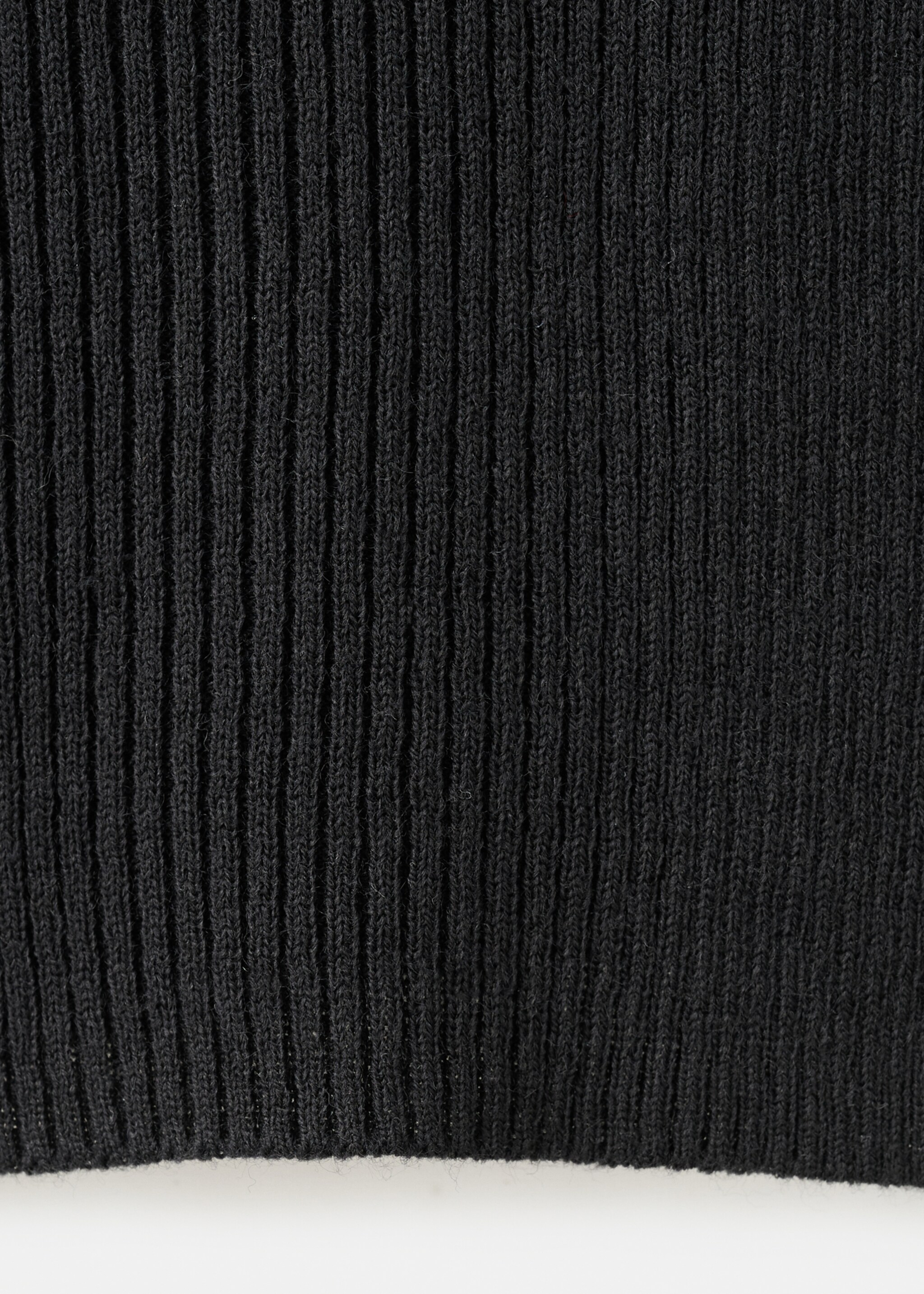 Ribbed jersey with scalloped ends - Details of the article 0, Black. Ref: 17009141-00.