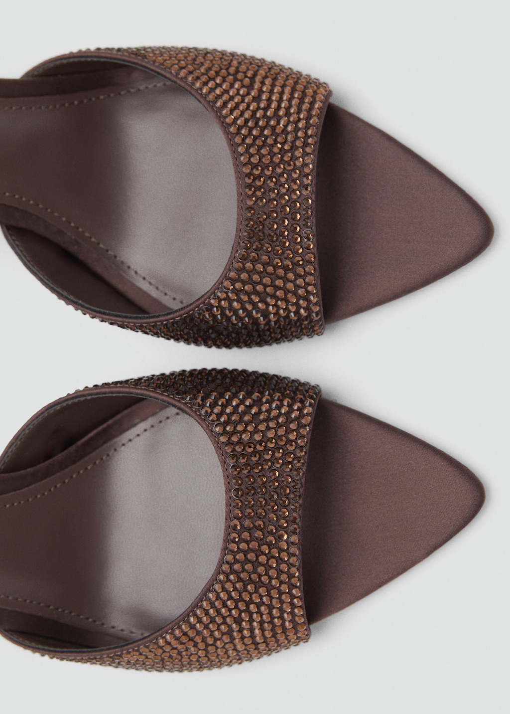 Heeled sandal with strass strap