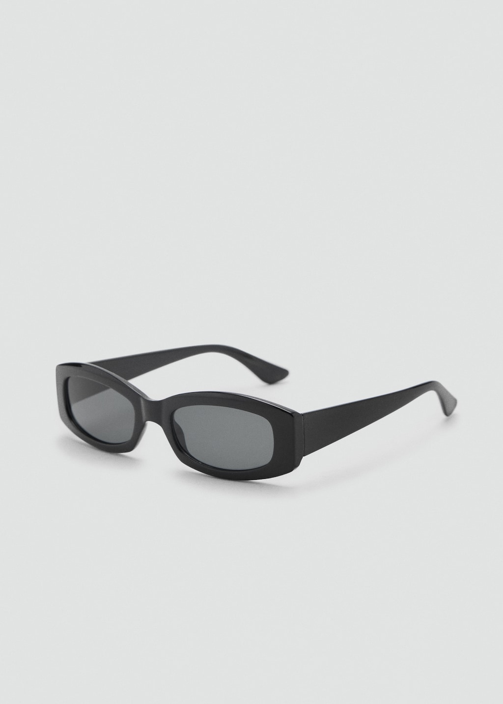 Contrasting rectangular-frame sunglasses