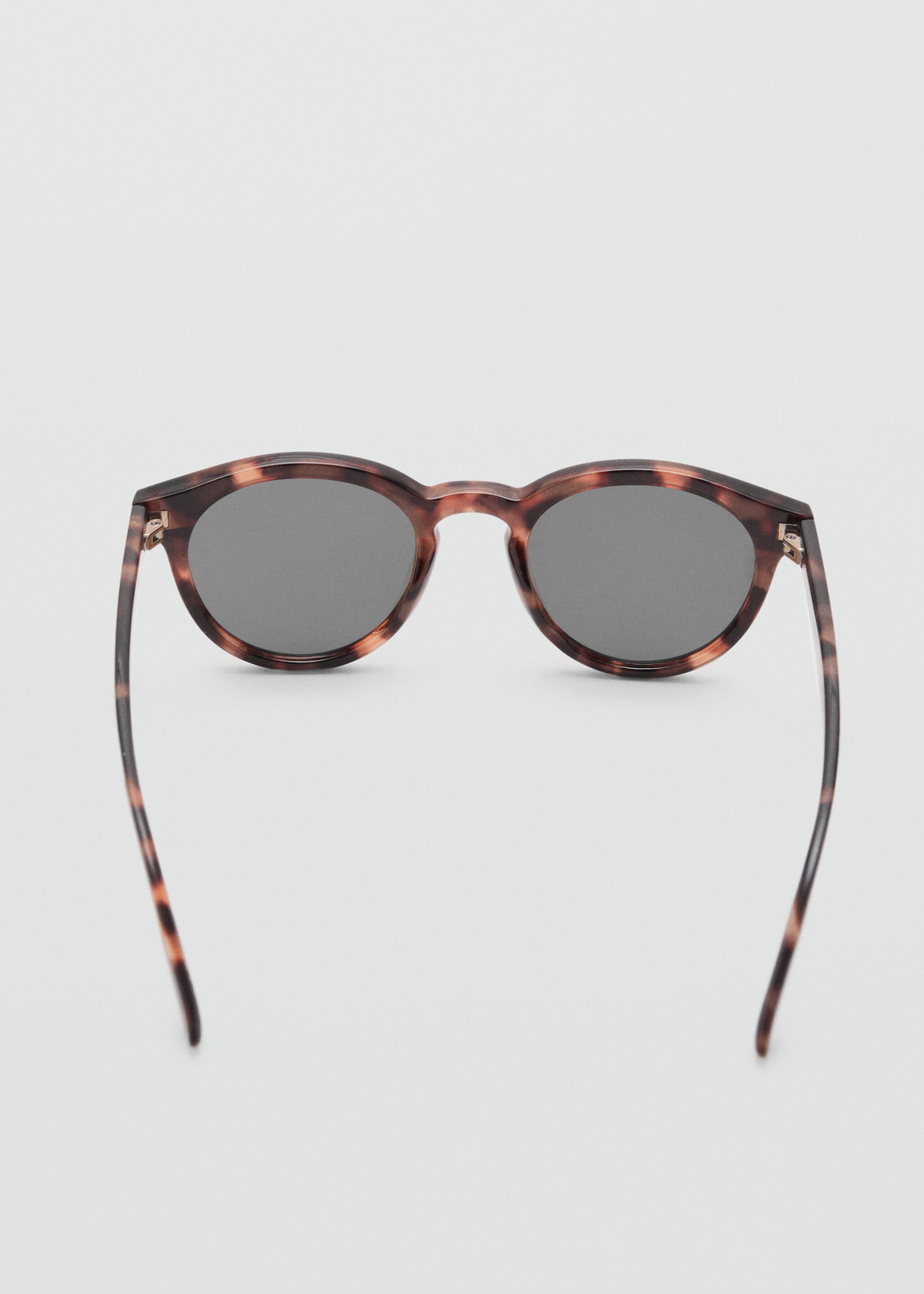 Round-framed sunglasses - Details of the article 1