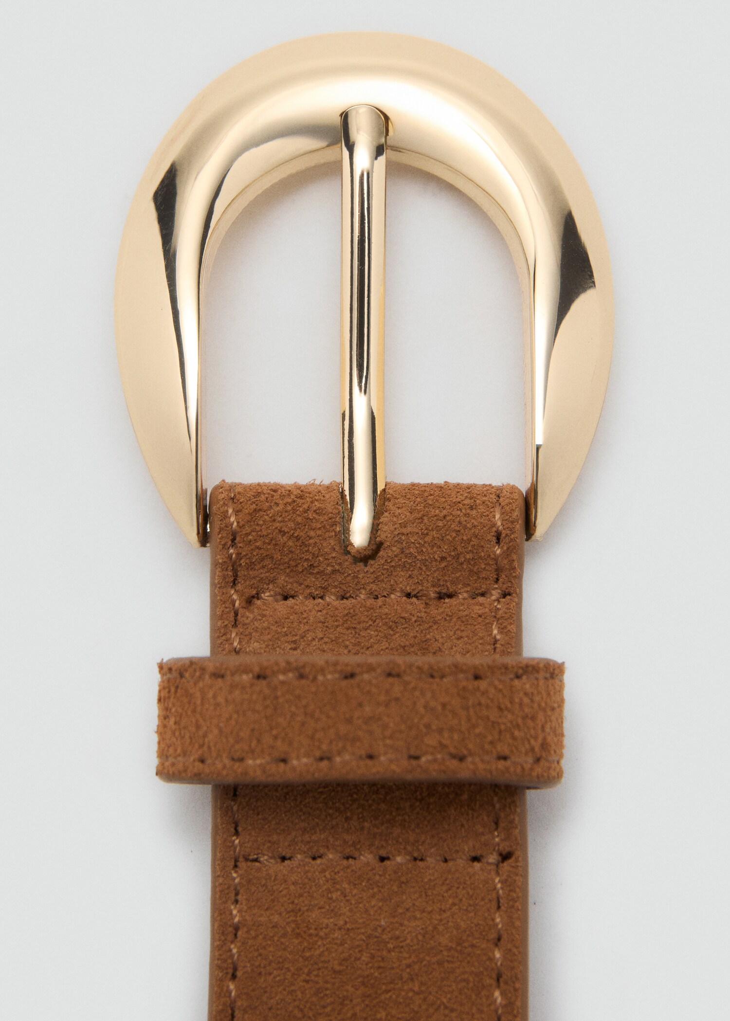 Leather belt with oval buckle - Details of the article 1
