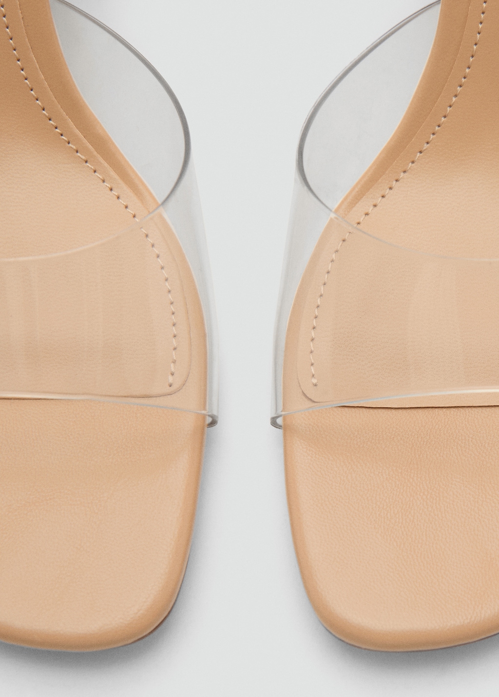 あんなす Vinyl wedge sandals - Women | MANGO USA
