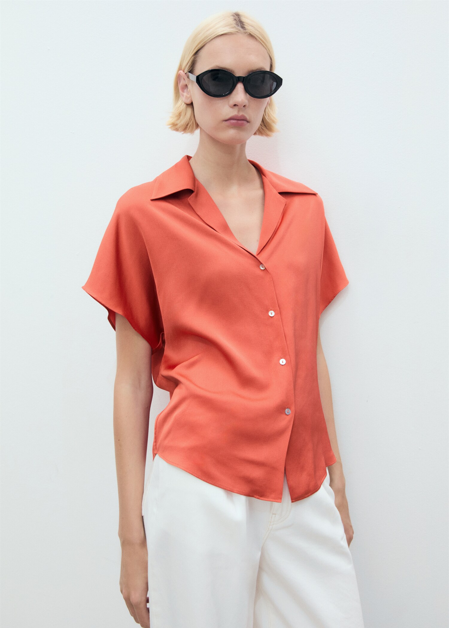 Chemise fluide manches courtes - Plan moyen