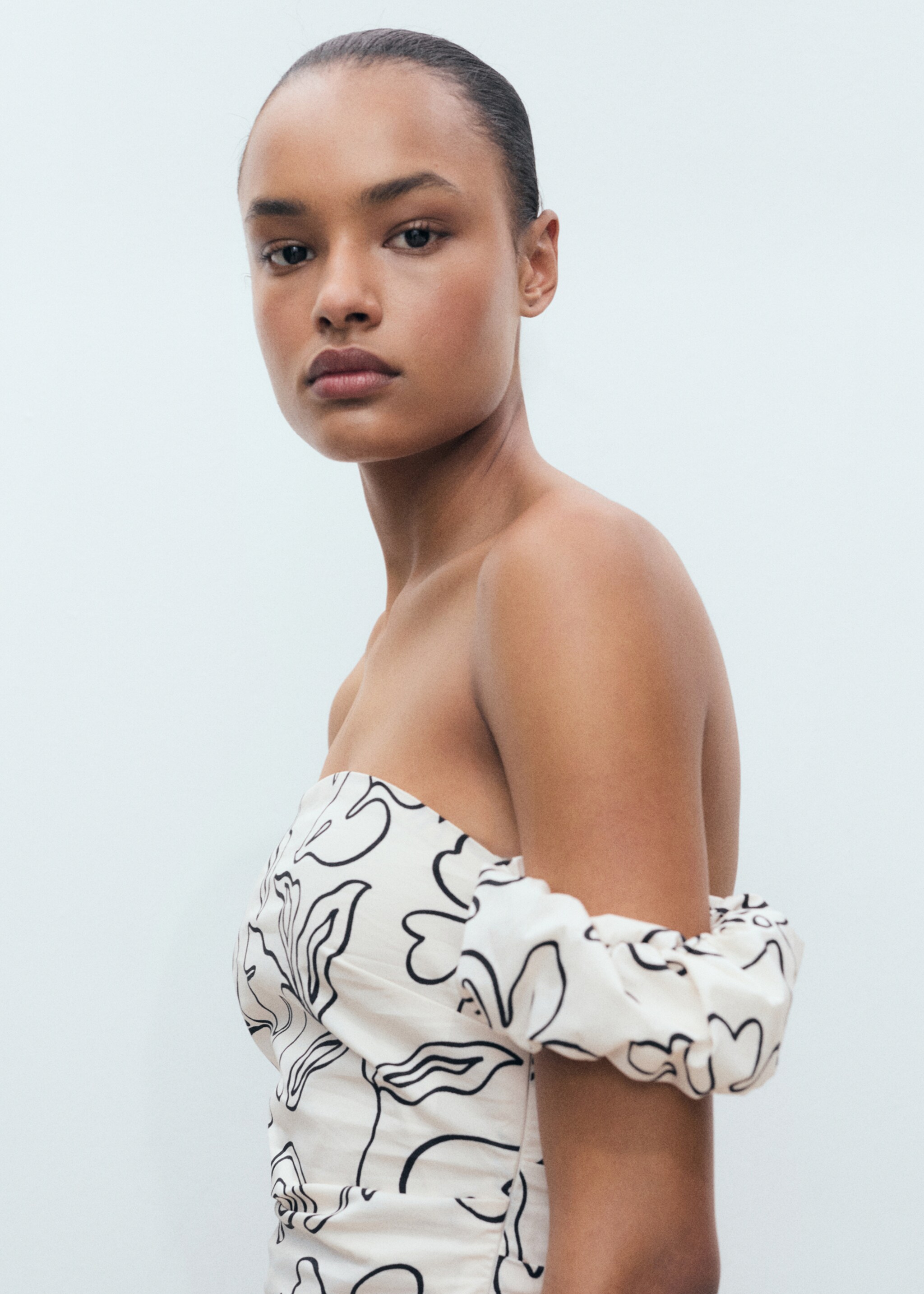 Strapless floral dress - Details of the article 1