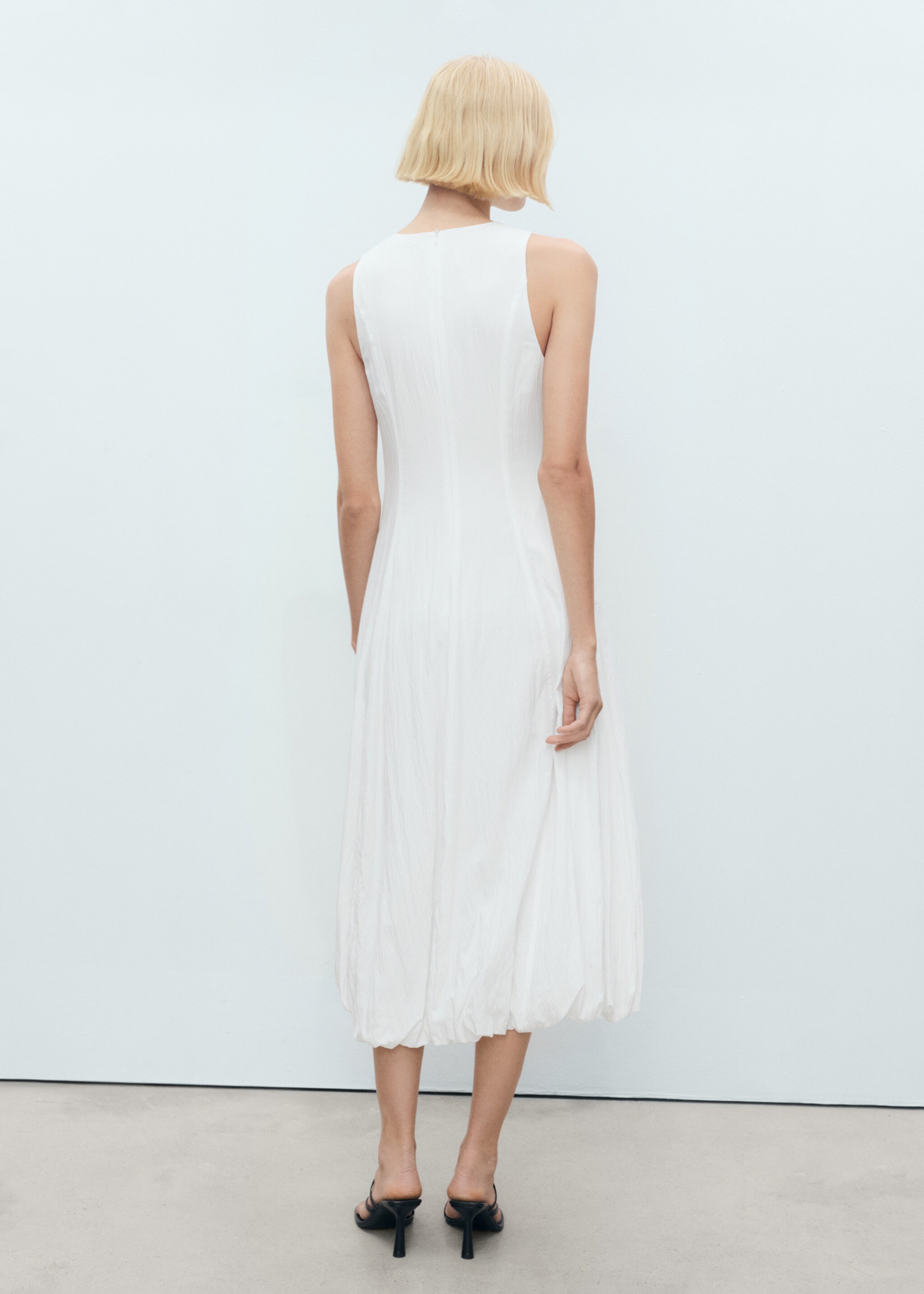 Long balloon dress - Reverse of the article