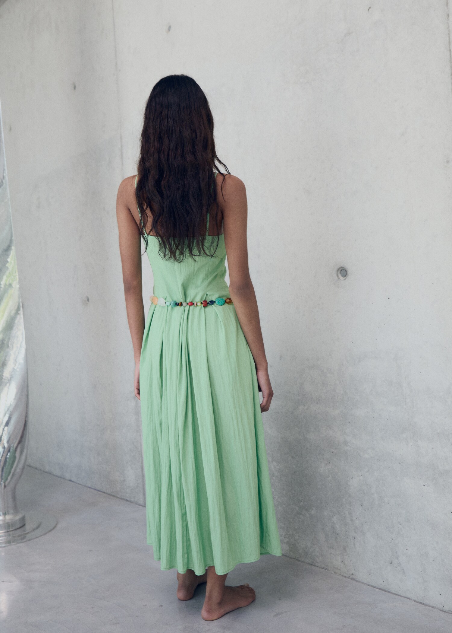 Midi-dress with pleats - Reverse of the article