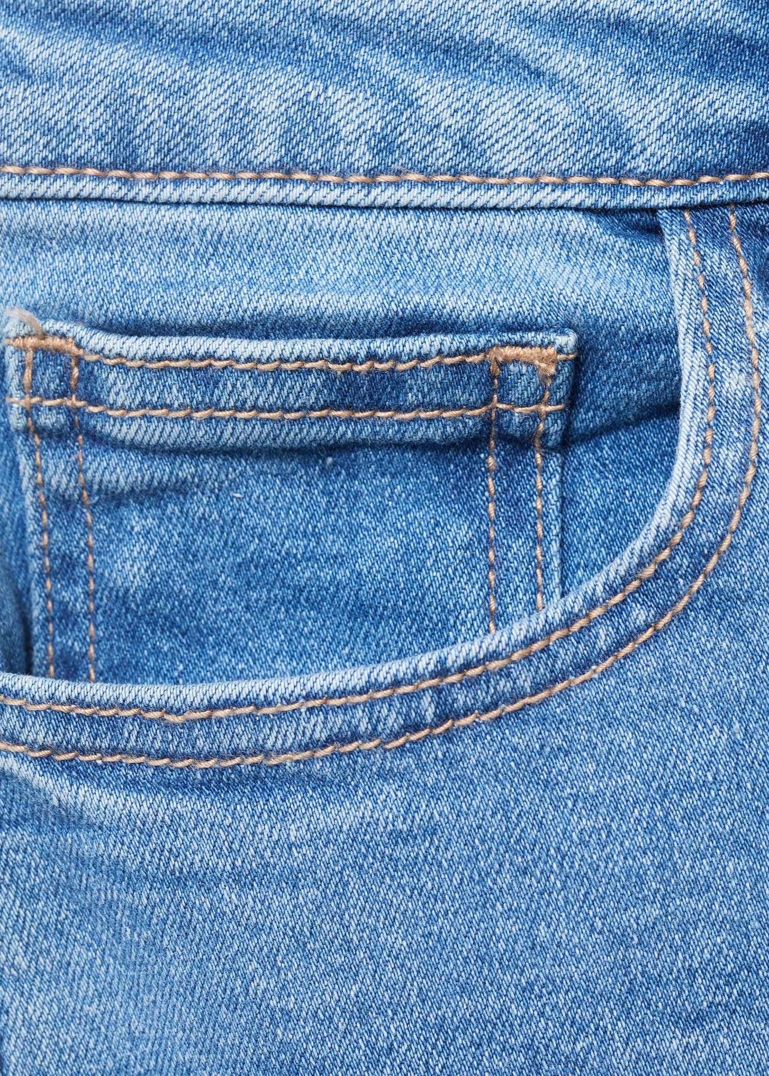 Jean taille basse large - Détail de l'article 0