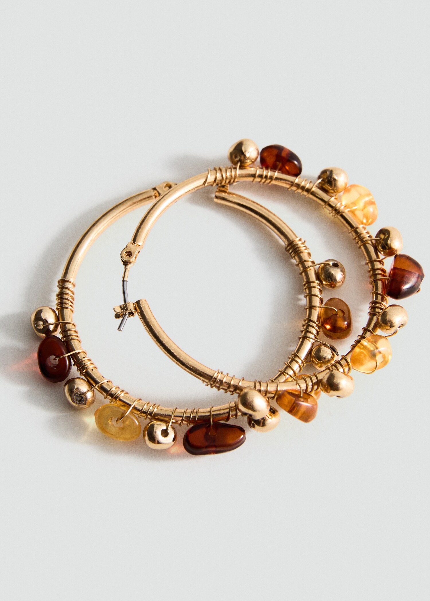 Pendientes aros abalorios combinados - Plano medio
