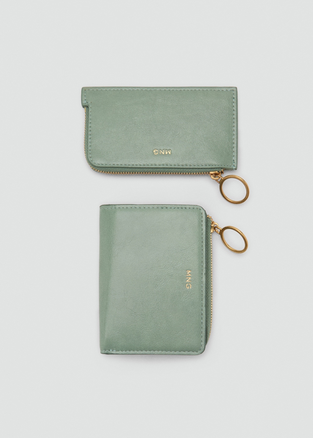 Embossed faux-effect purse