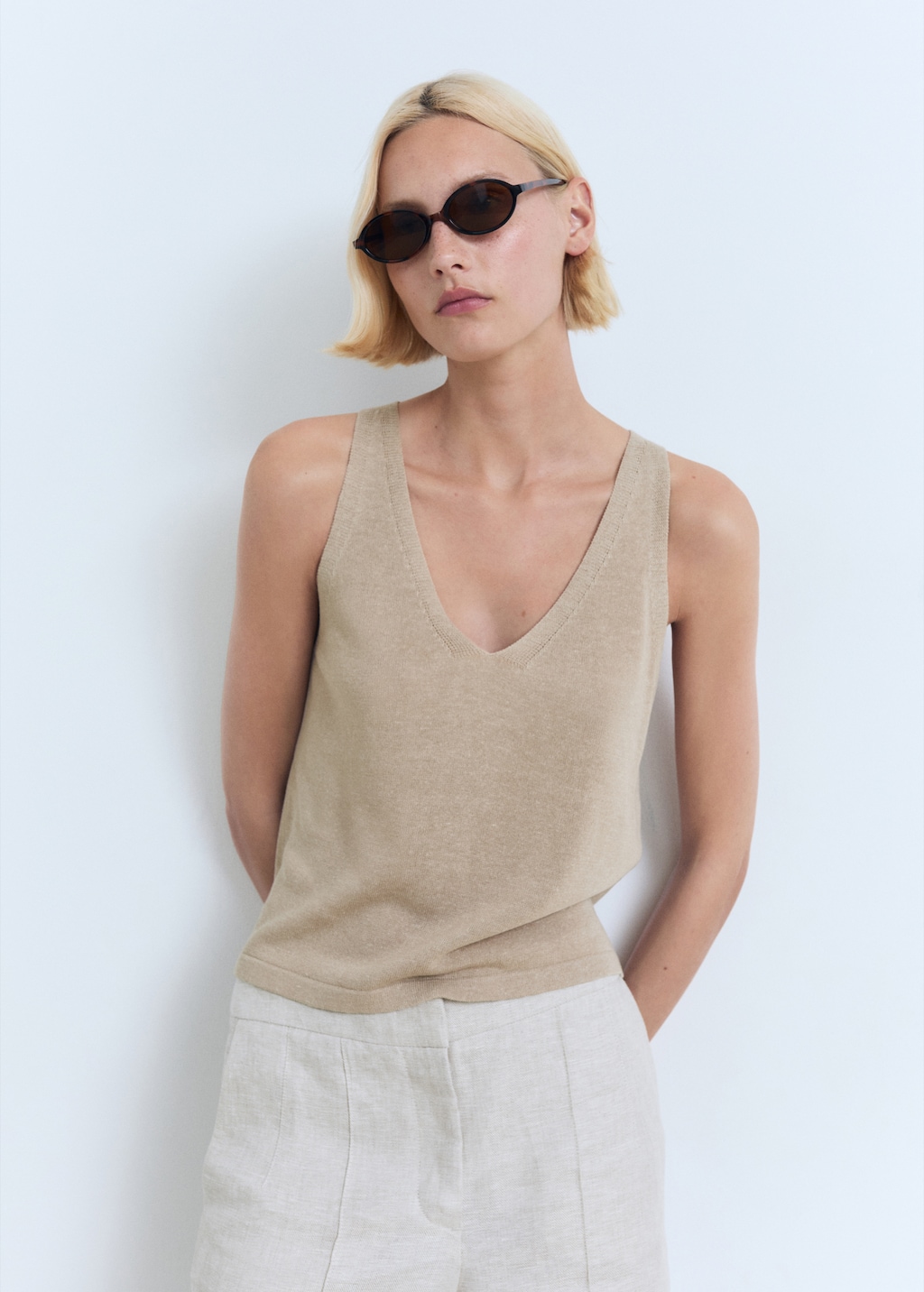 V-neck knit top - Women | MANGO China