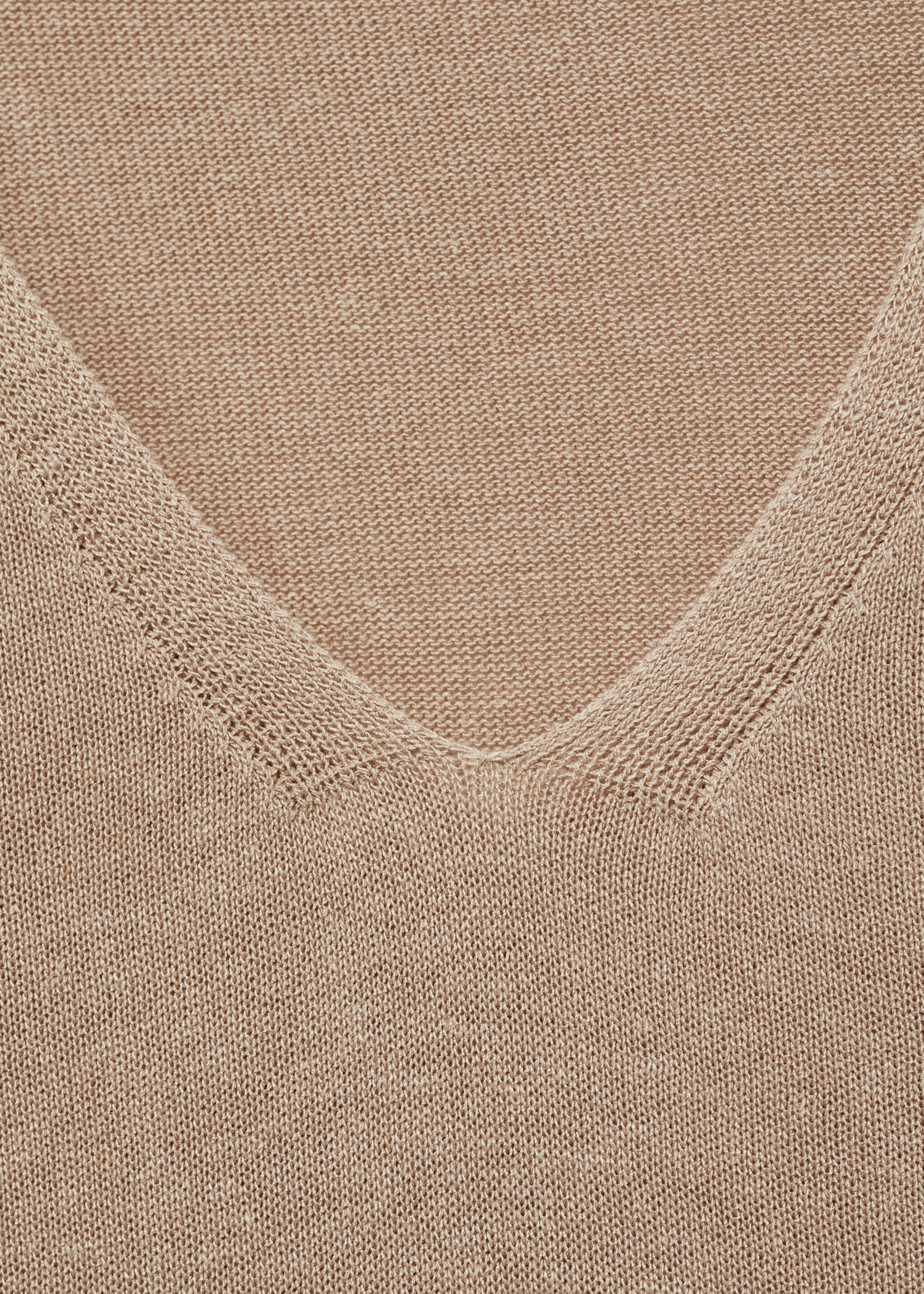 V-neck knit top - Details of the article 8