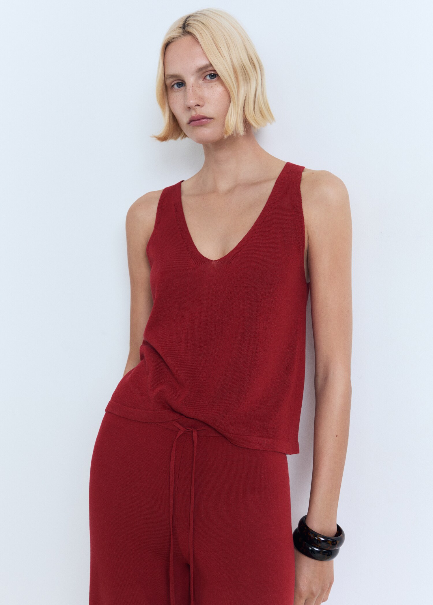 Top en maille col V - Plan moyen