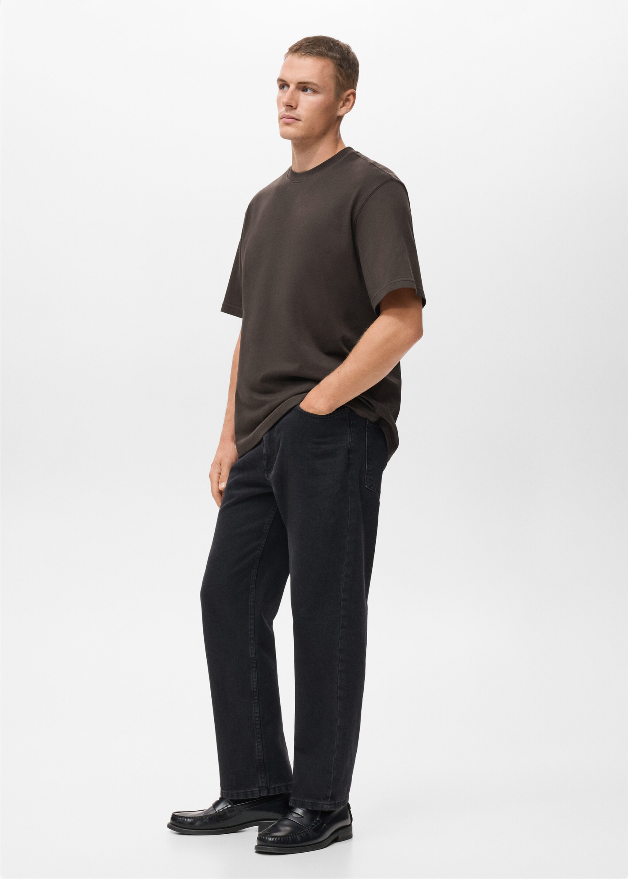 Relaxed Fit-T-Shirt aus 100 % Baumwolle - Detail des Artikels 2, Schokolade. Ref: 17011240-00.