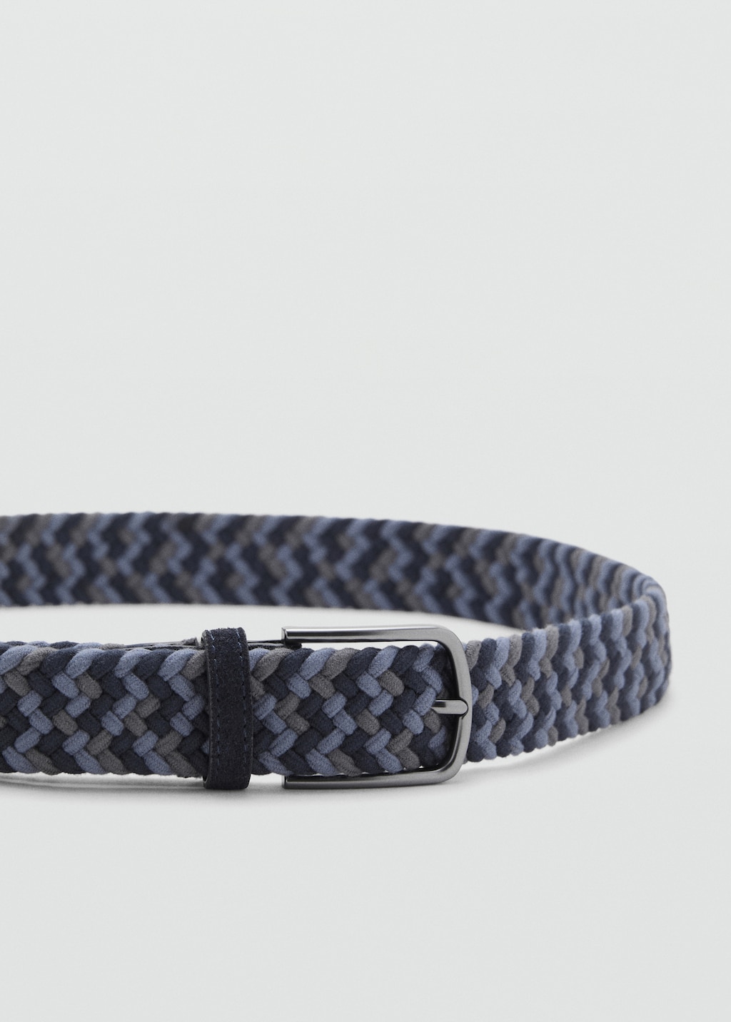 Braided elastic coloured belt
