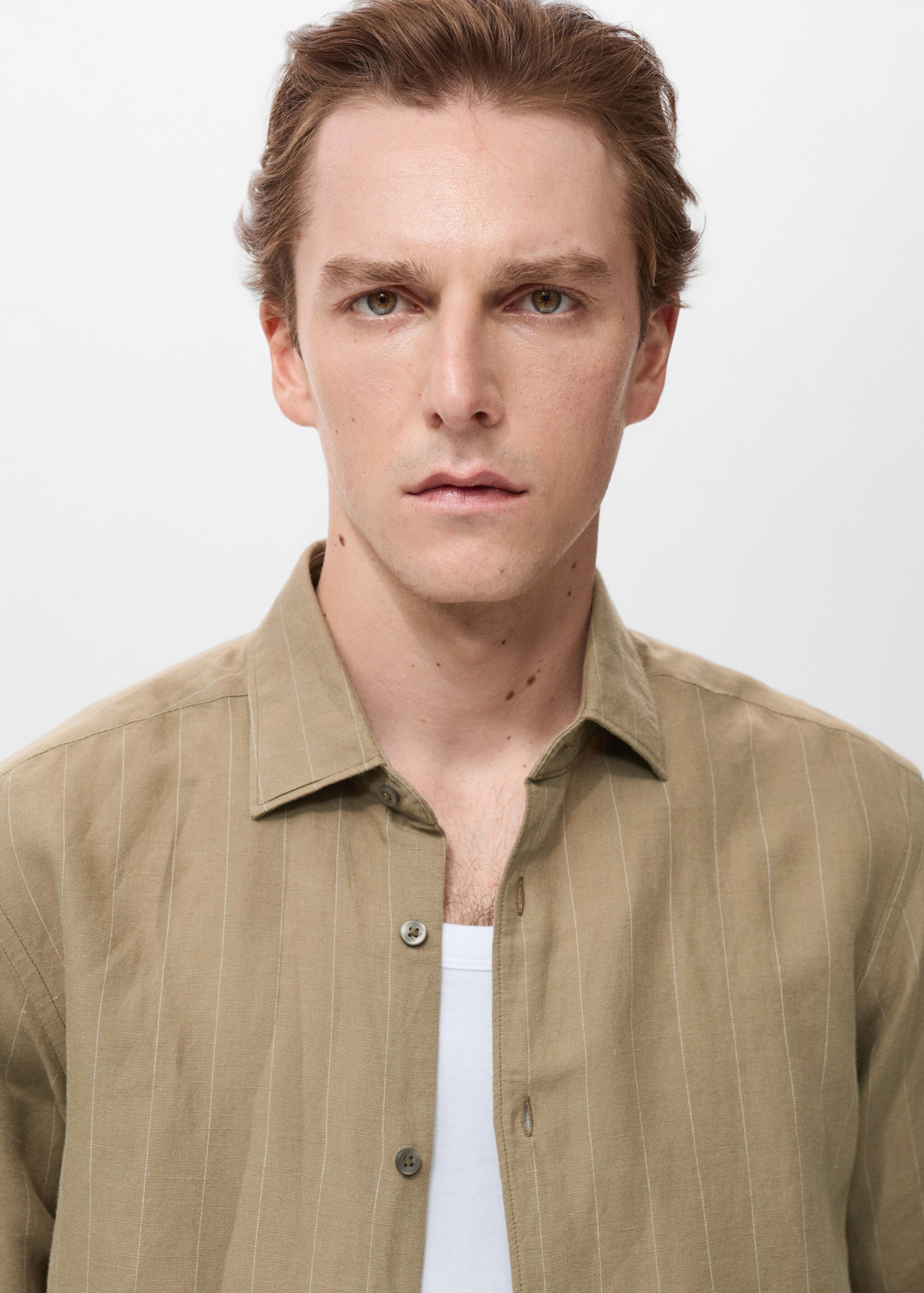 Linen pinstripe shirt - Details of the article 1