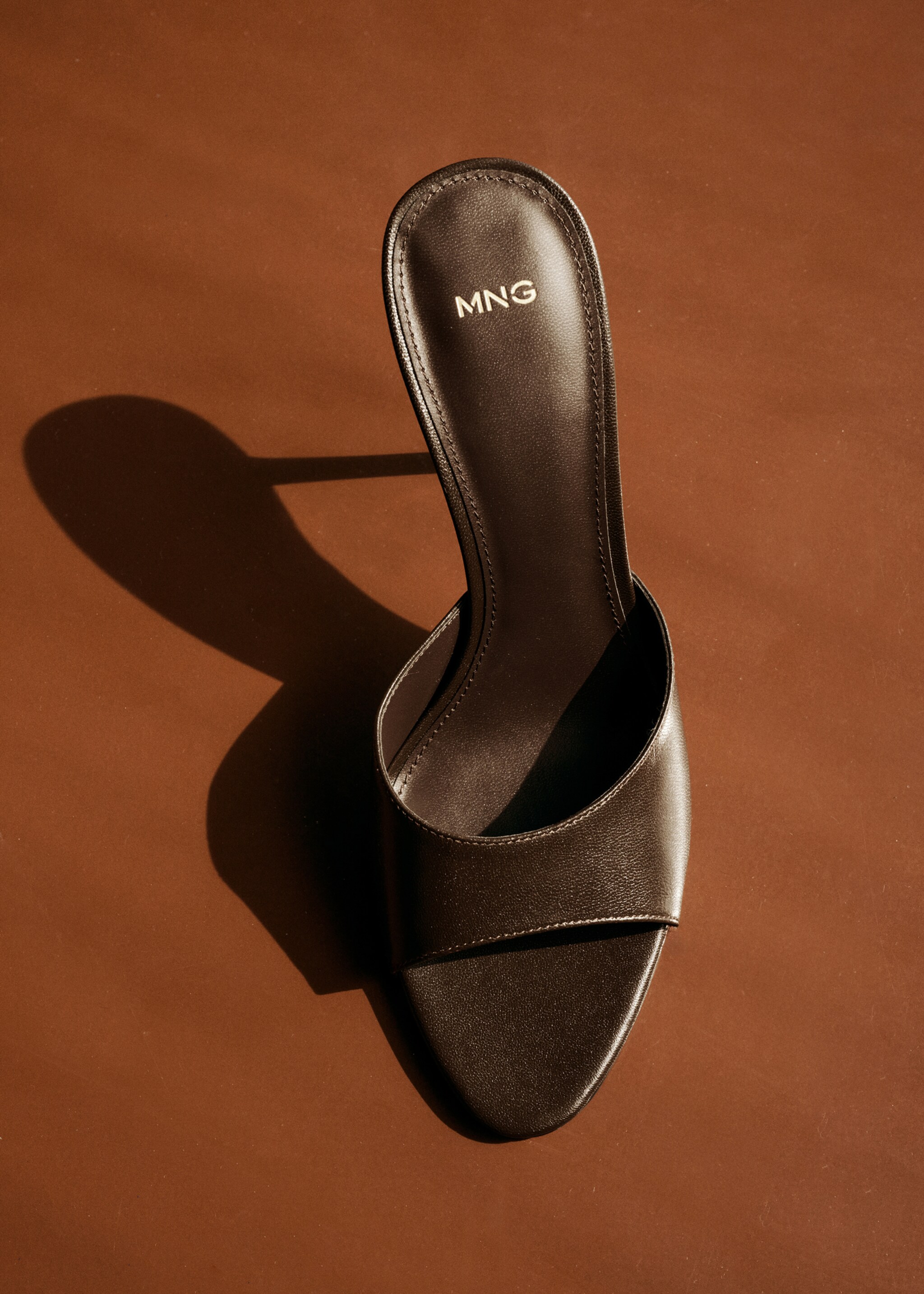 Heel leather sandals - Details of the article 6