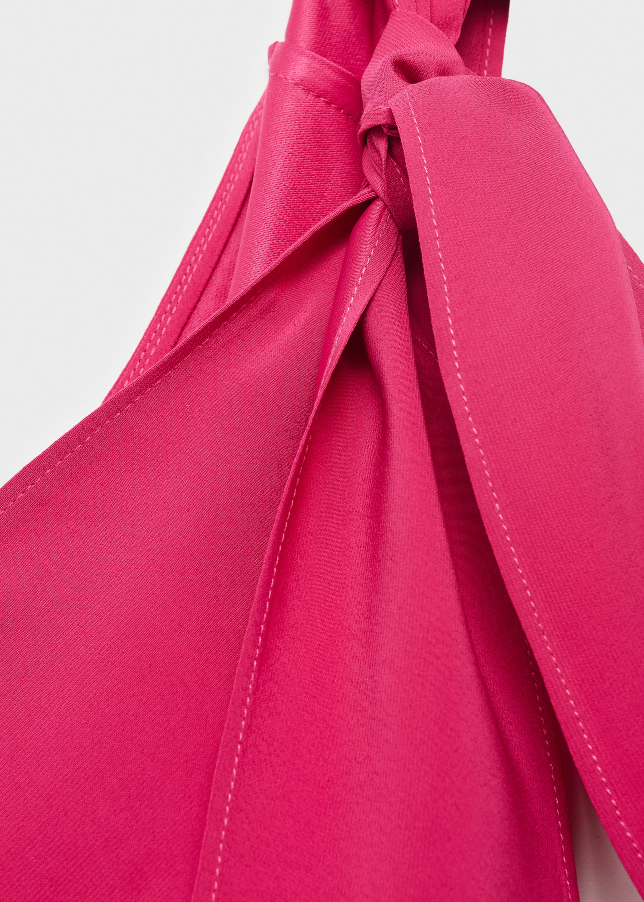 Robe asymétrique à bretelles et nœud - Détail de l'article 0